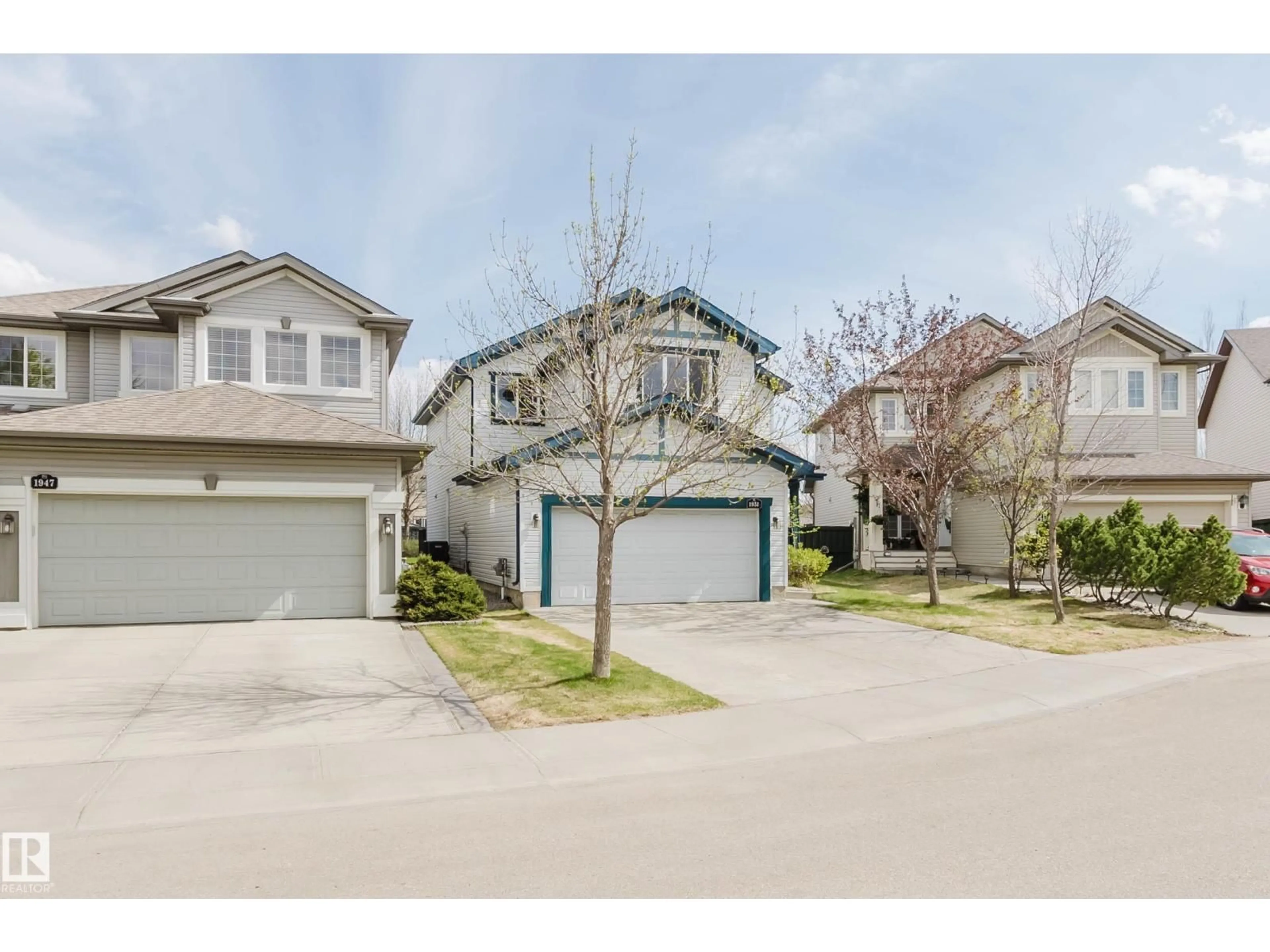 A pic from outside/outdoor area/front of a property/back of a property/a pic from drone, street for SW - 1951 120 ST, Edmonton Alberta T6W0A8