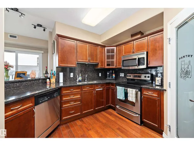 904 - 9707 106 ST, Edmonton 4