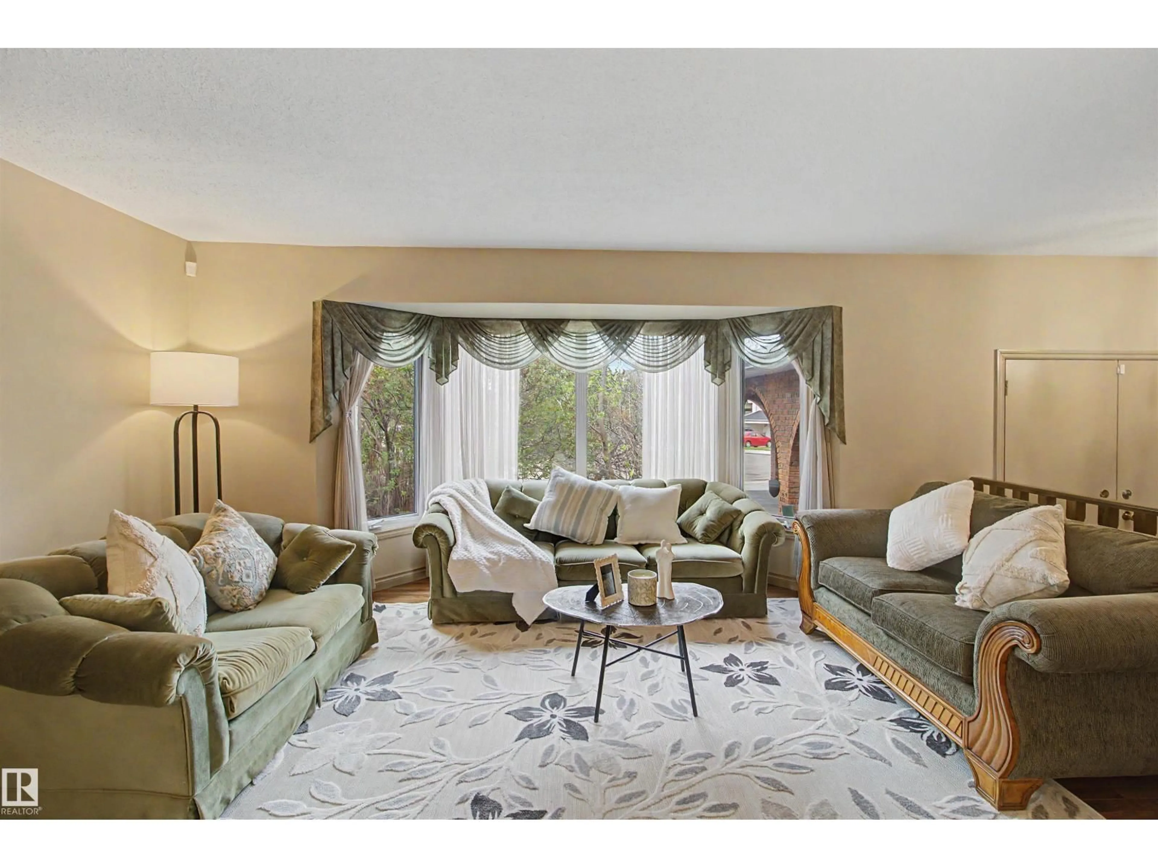 Living room with furniture, unknown for 11617 26 AV, Edmonton Alberta T6J3R3