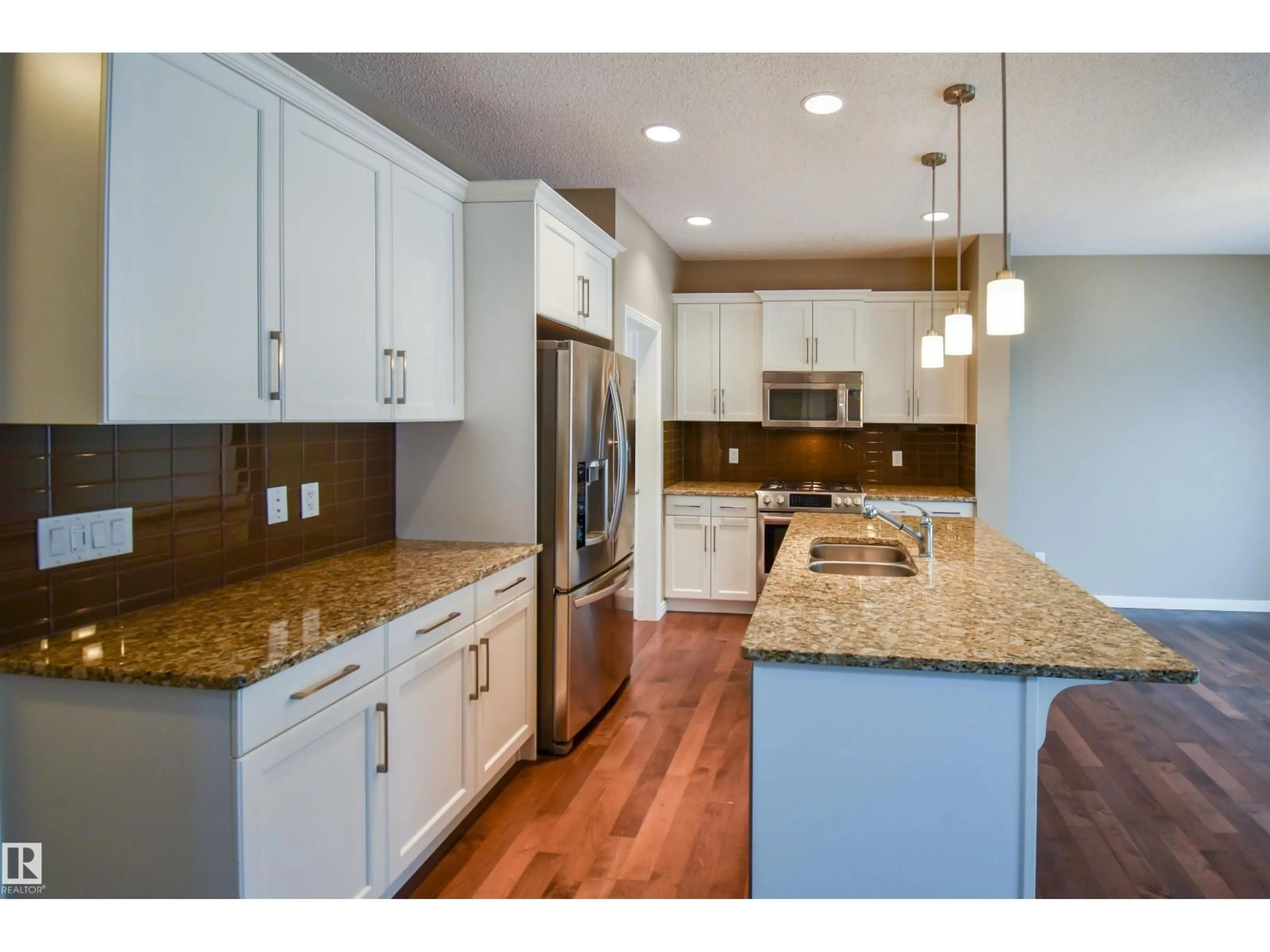 Open concept kitchen, unknown for 19 MEADOWGROVE LN, Spruce Grove Alberta T7X0W2