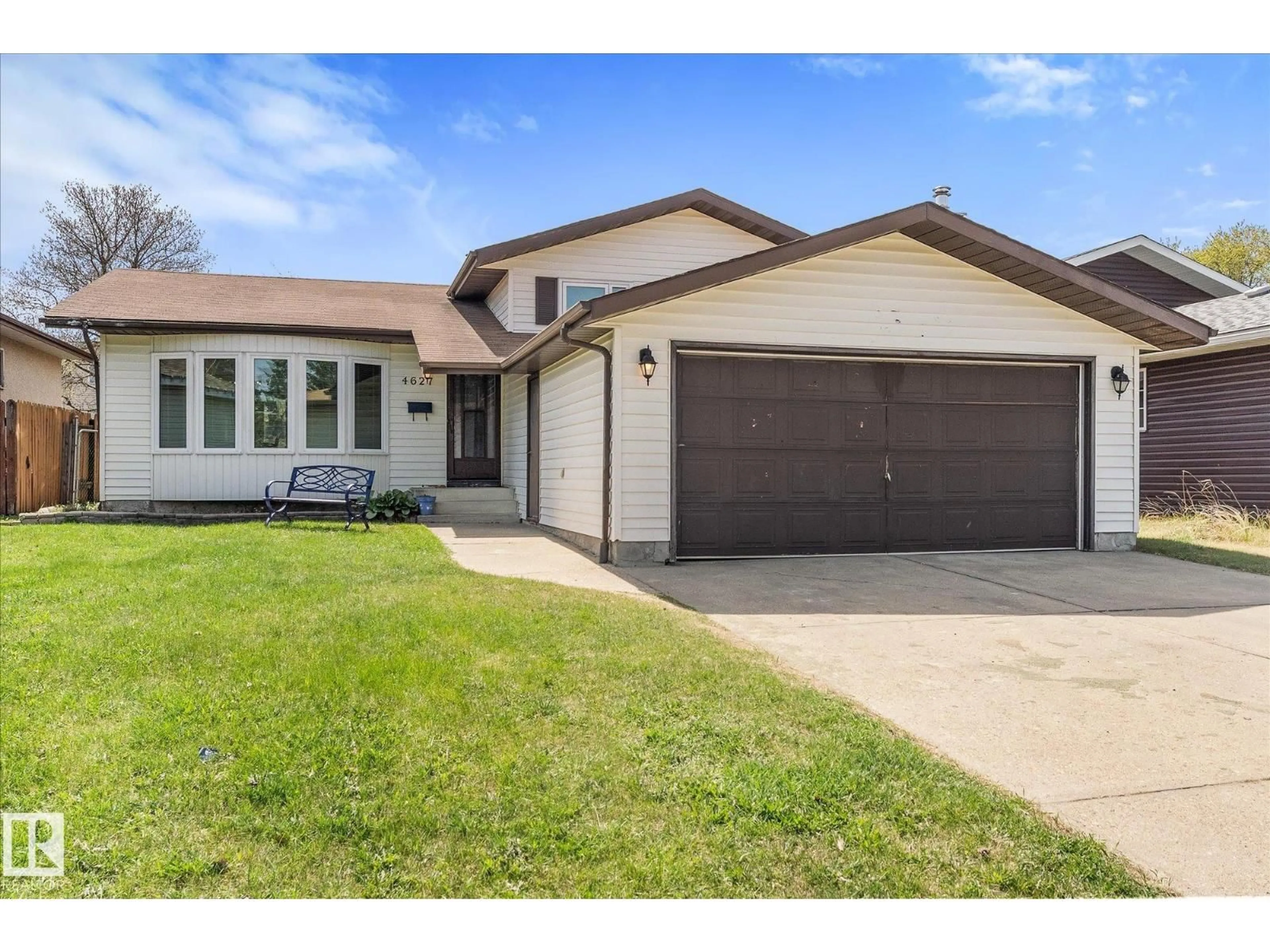Home with vinyl exterior material, street for 4627 10A AV, Edmonton Alberta T6L4E4