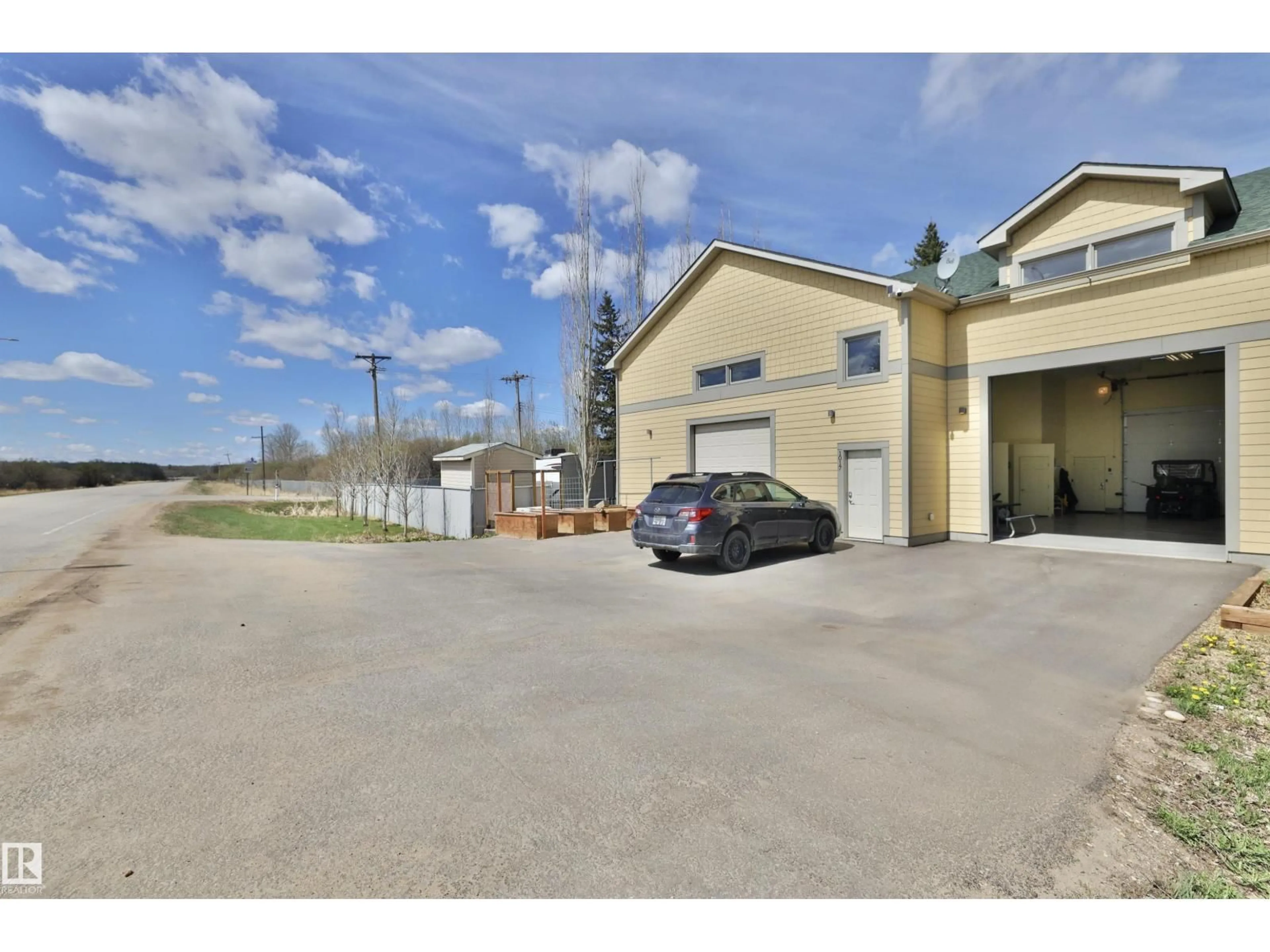 Unknown for 1017 2AVE, Rural Wetaskiwin County Alberta T0C1X0