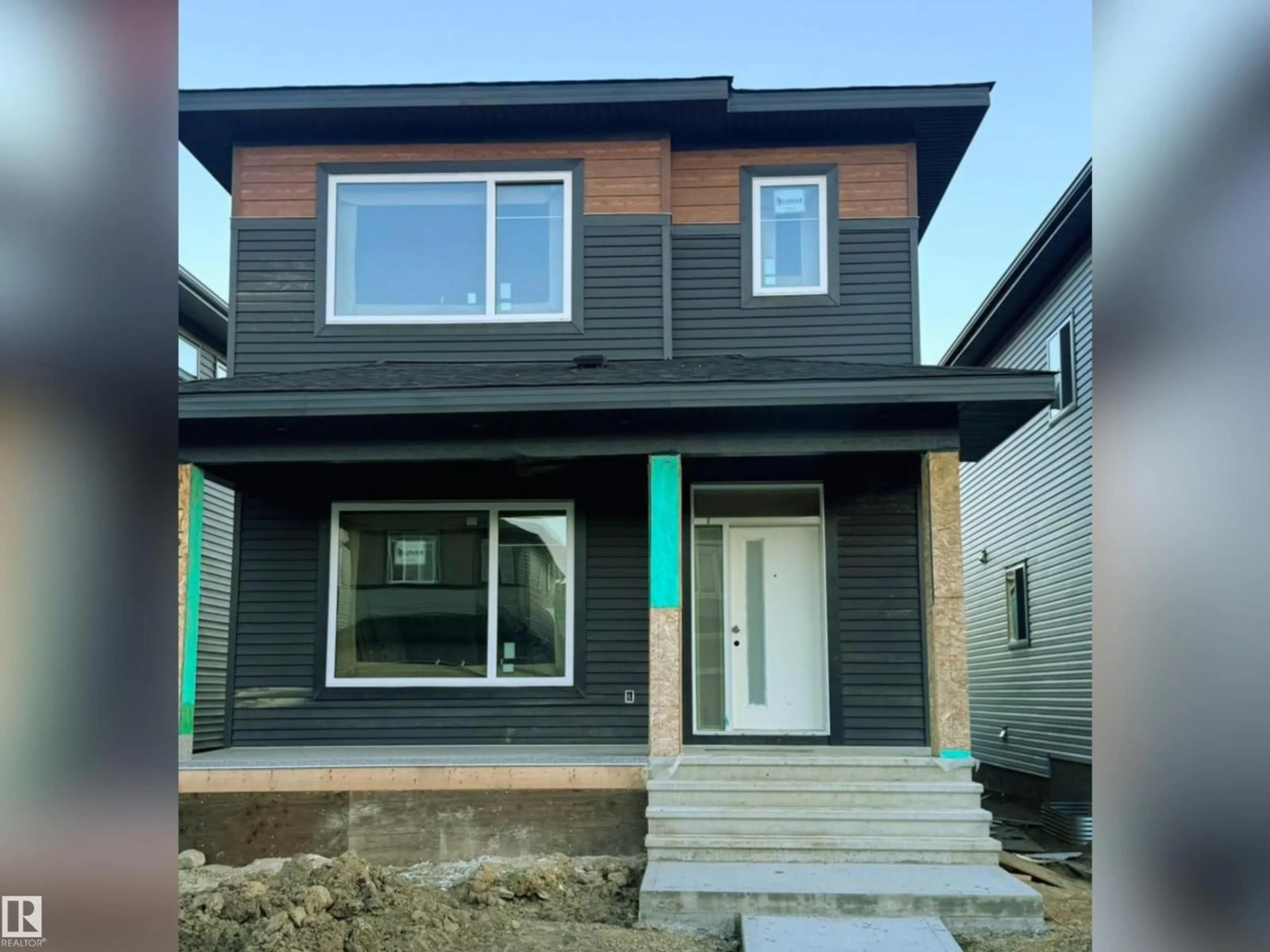 Home with vinyl exterior material, street for 336 ROBERTS WD, Leduc Alberta T9E1P8