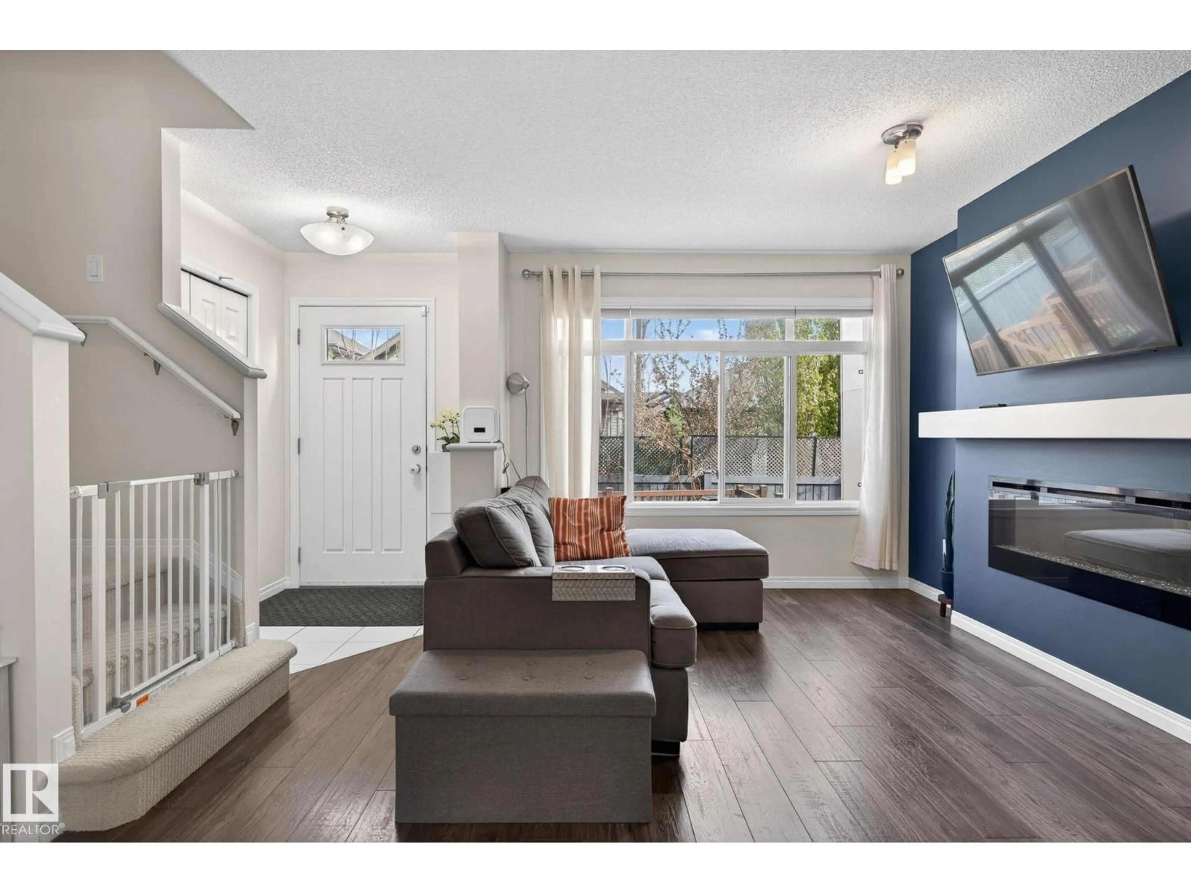 Living room with furniture, unknown for #16 - 7503 GETTY GATE GA, Edmonton Alberta T5T4S8