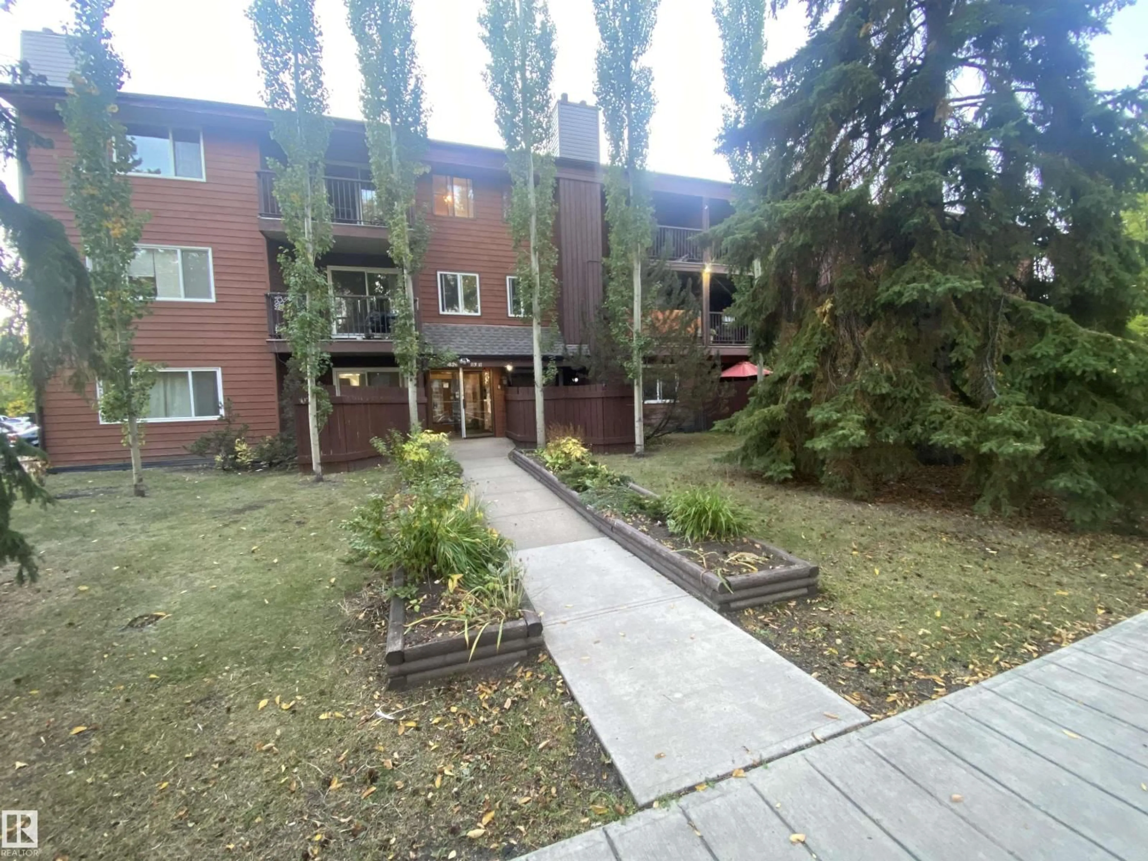 Patio, unknown for #203 - 10826 113 ST, Edmonton Alberta T5H3J2