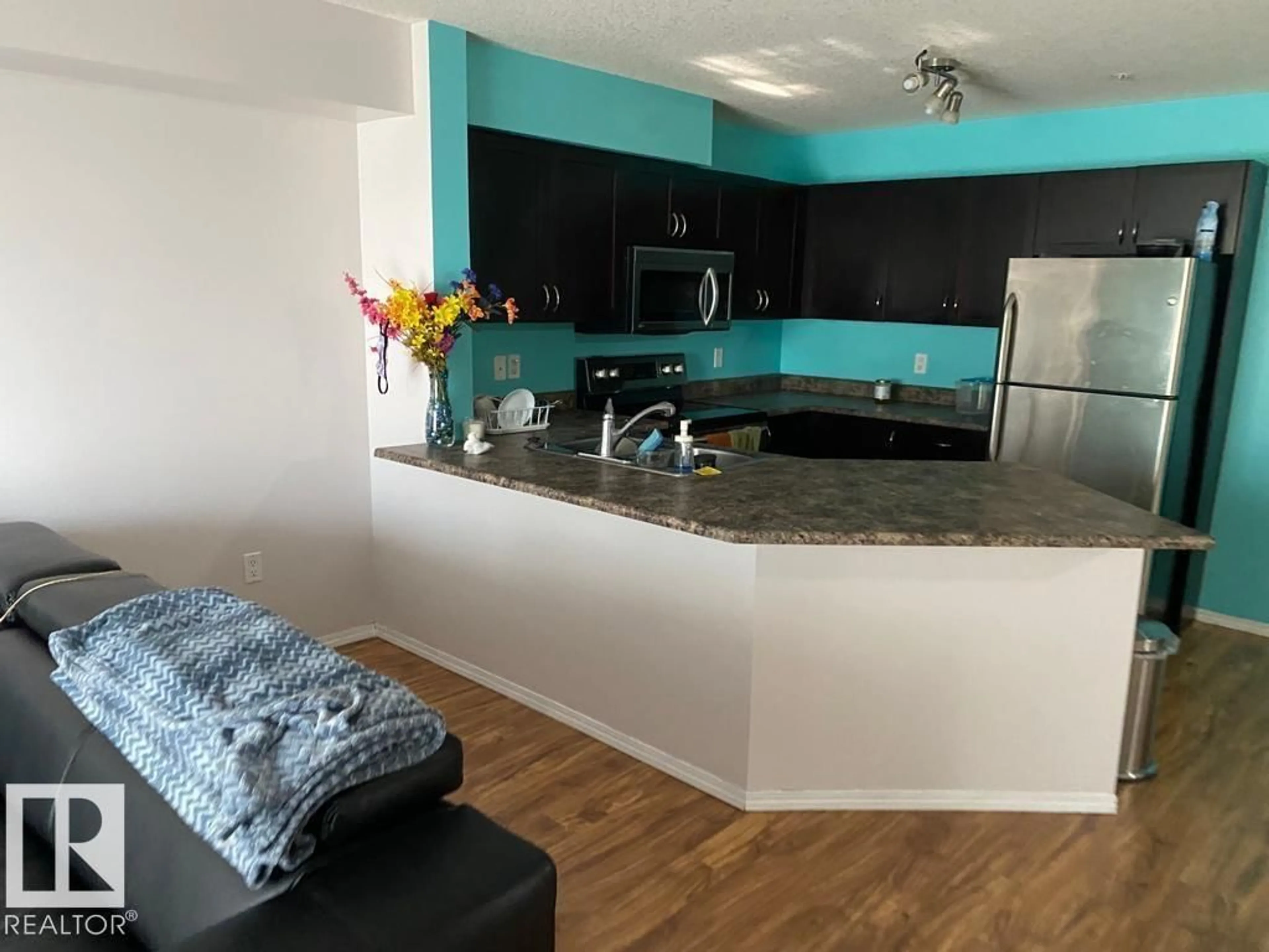 Open concept kitchen, unknown for 117 SUMMERWOOD BV, Sherwood Park Alberta T8H0C3