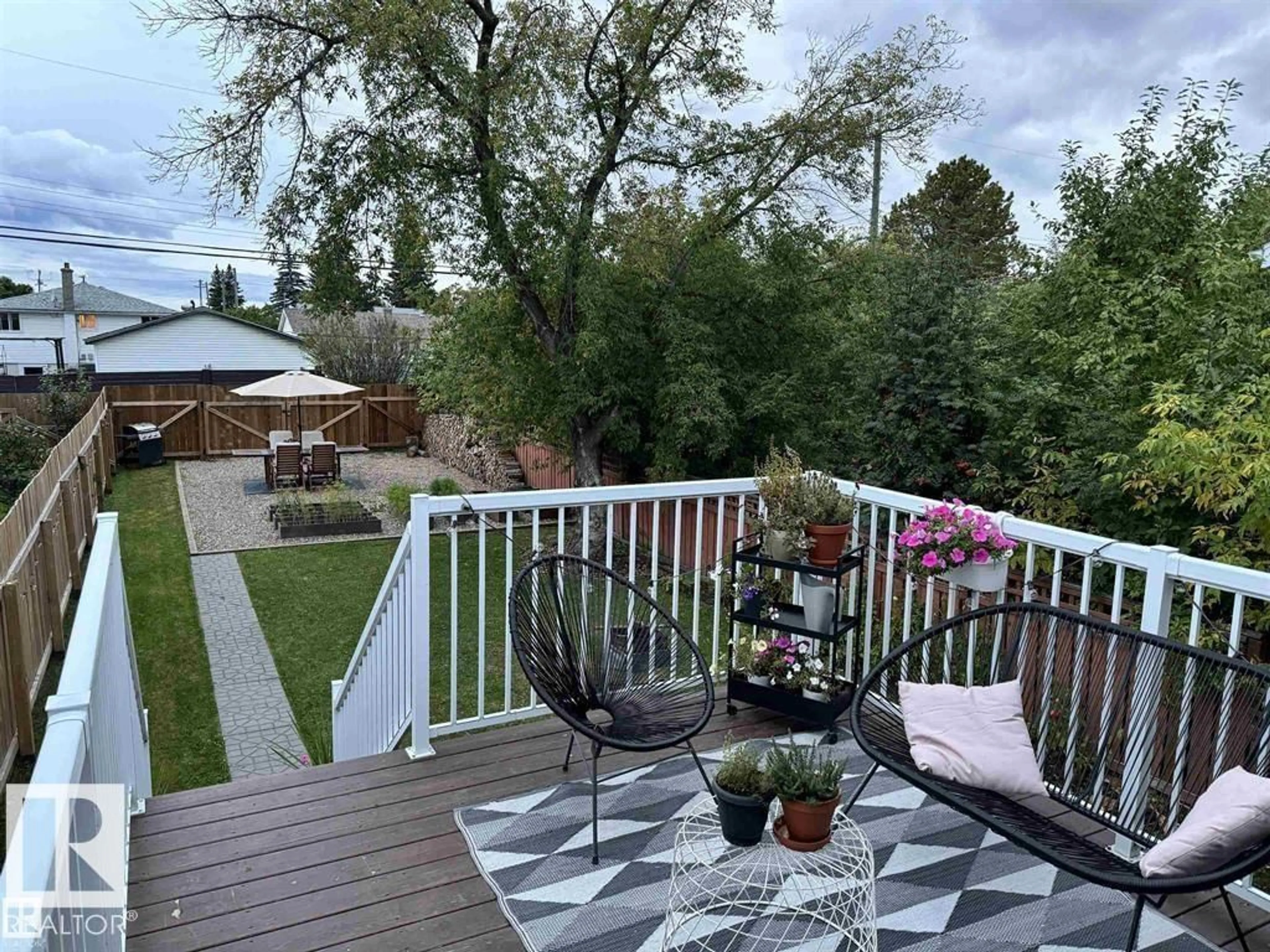 Patio, unknown for 4704B 48 ST, Cold Lake Alberta T9M1Y4