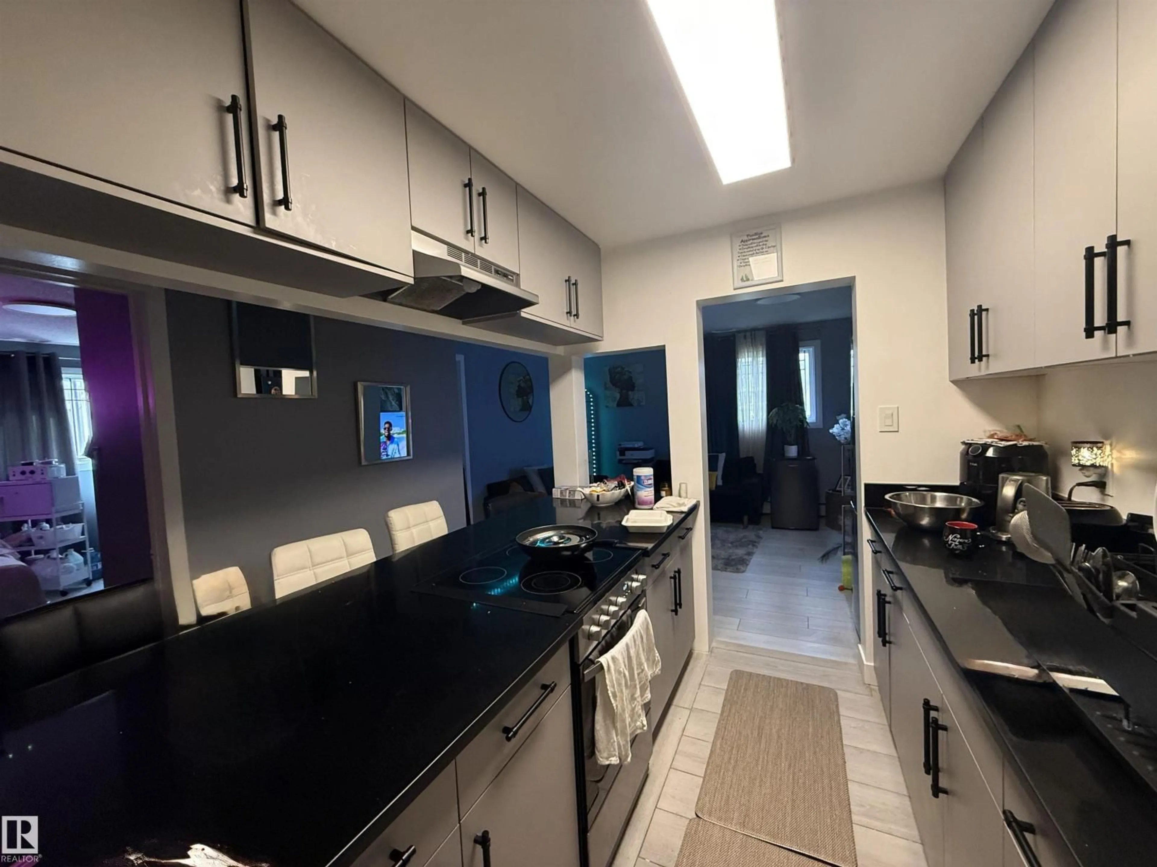 Unknown for #102 - 12409 82 ST, Edmonton Alberta T5B2X5