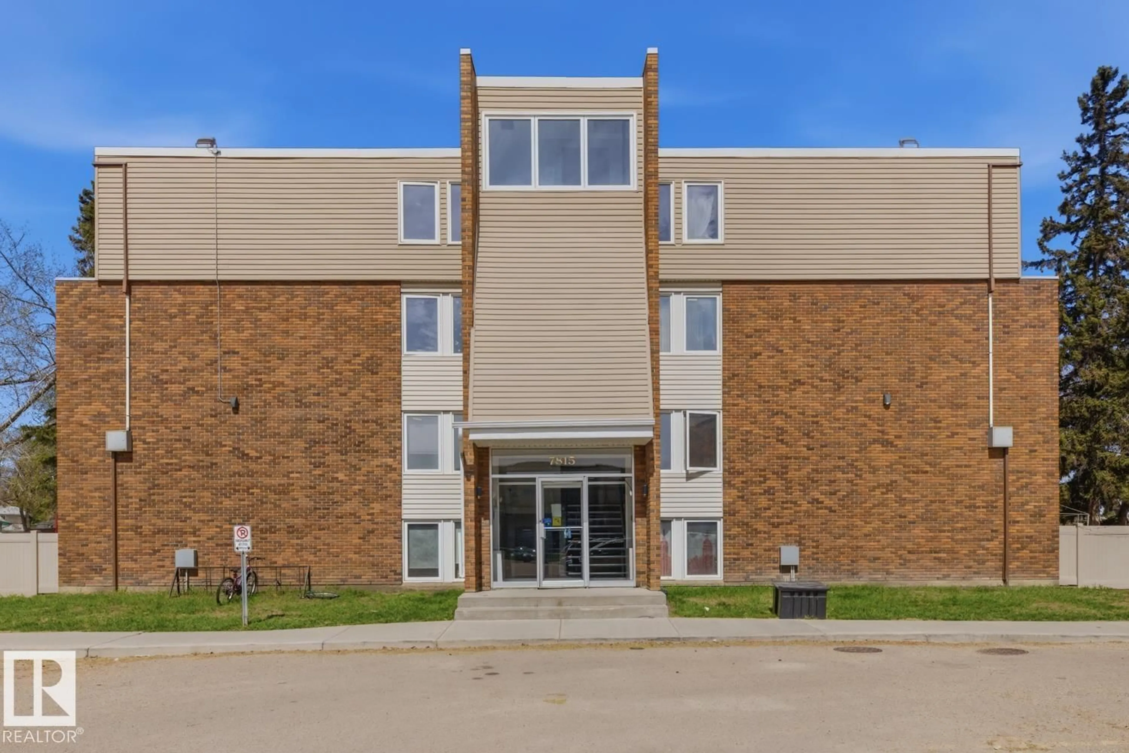 Unknown for #212 - 7815 159 ST, Edmonton Alberta T5R2E1