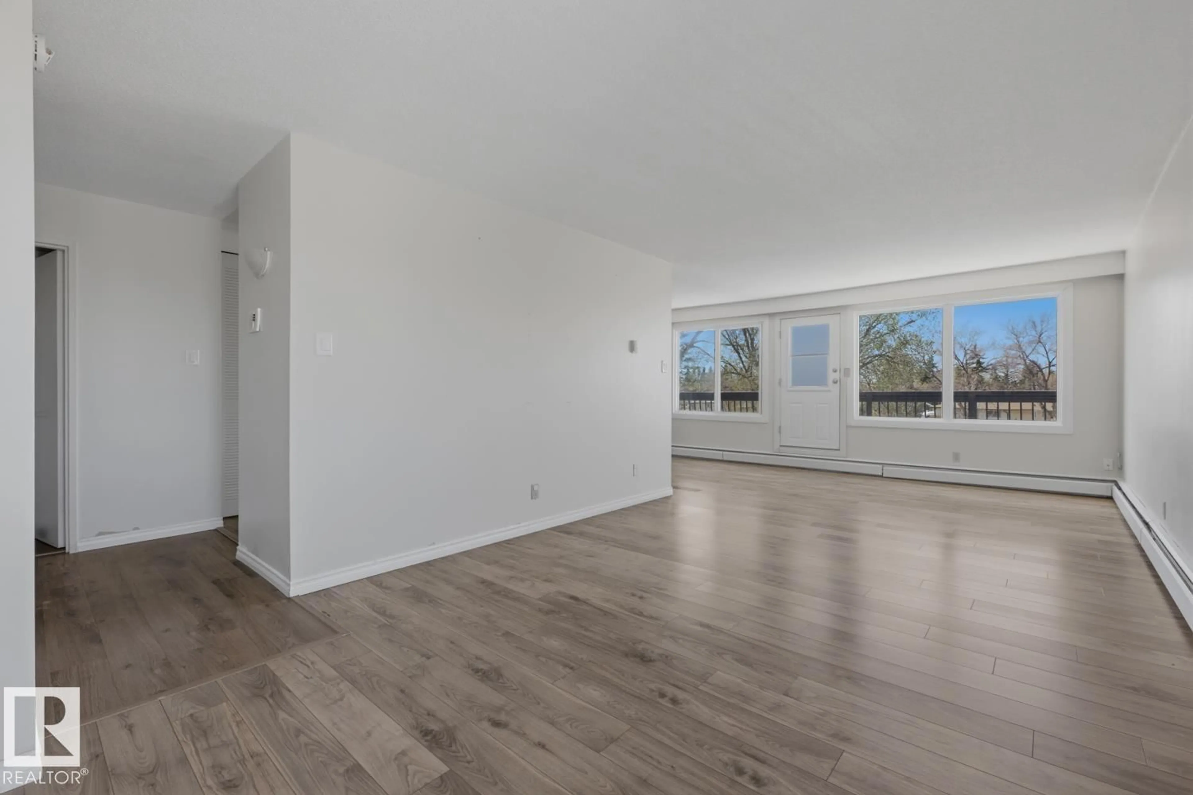 A pic of a room for #212 - 7815 159 ST, Edmonton Alberta T5R2E1