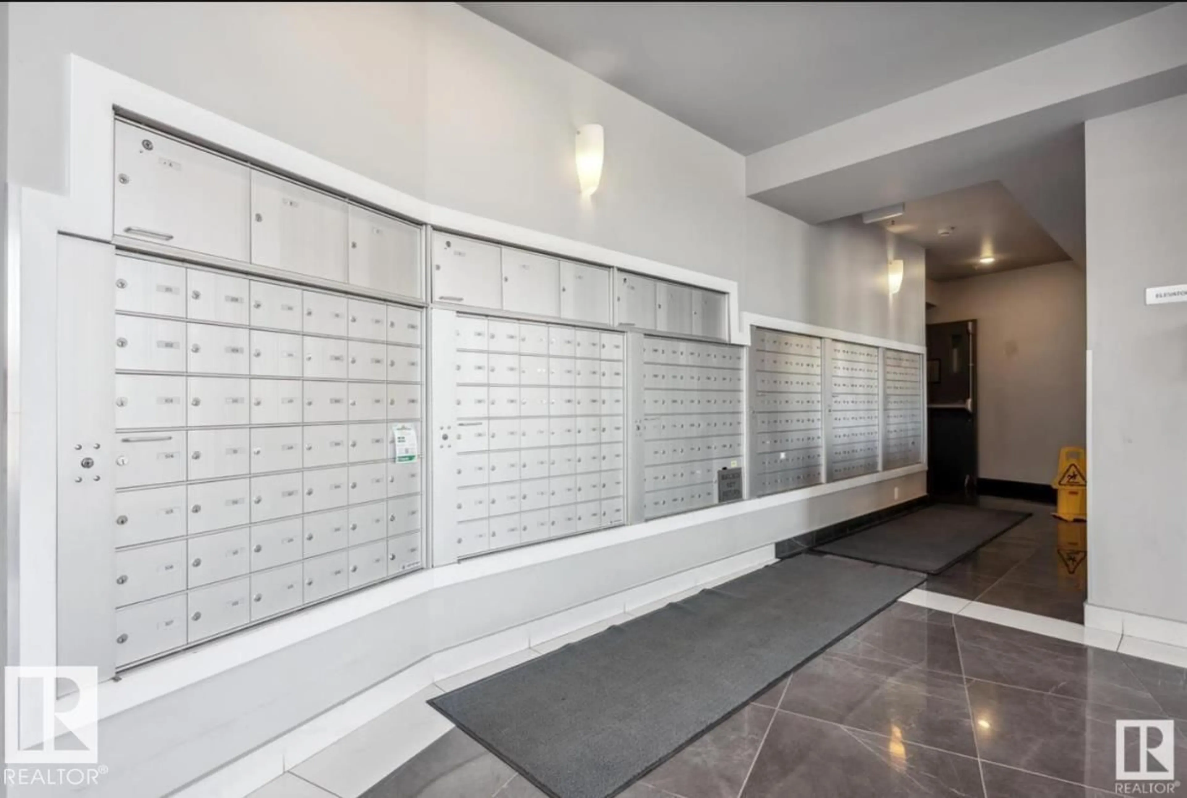 Indoor foyer for 5151 - 531 WINDERMERE BV, Edmonton Alberta T6W2K4