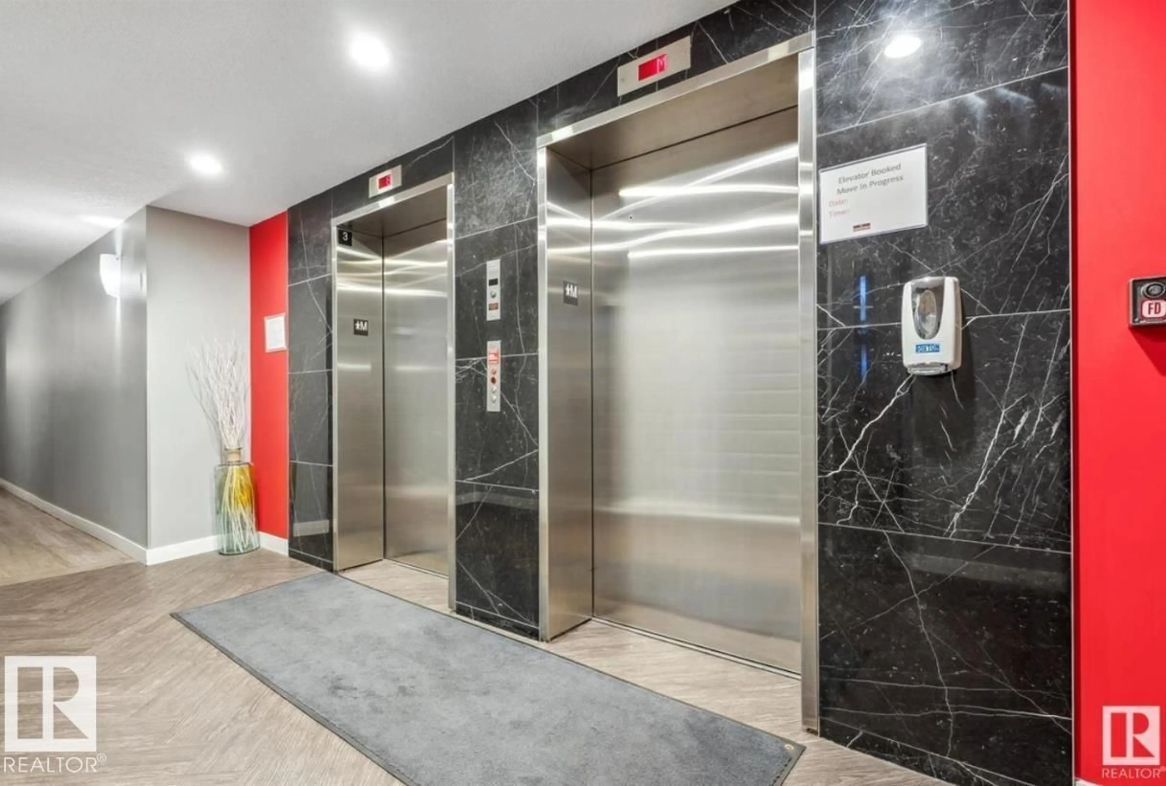Indoor foyer for 5151 - 531 WINDERMERE BV, Edmonton Alberta T6W2K4