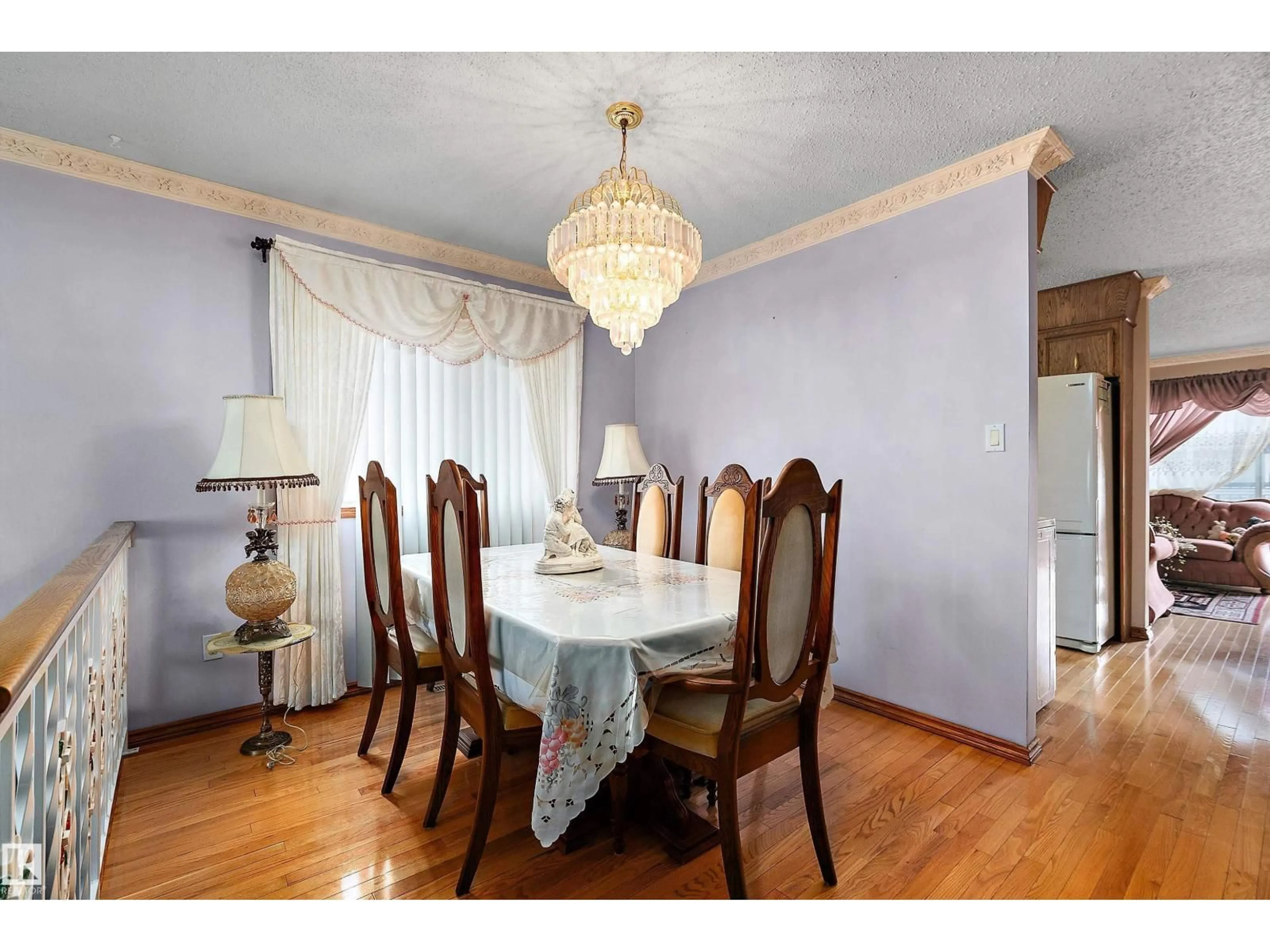 Dining room, wood/laminate floor for 15907 101 ST, Edmonton Alberta T5X4E6