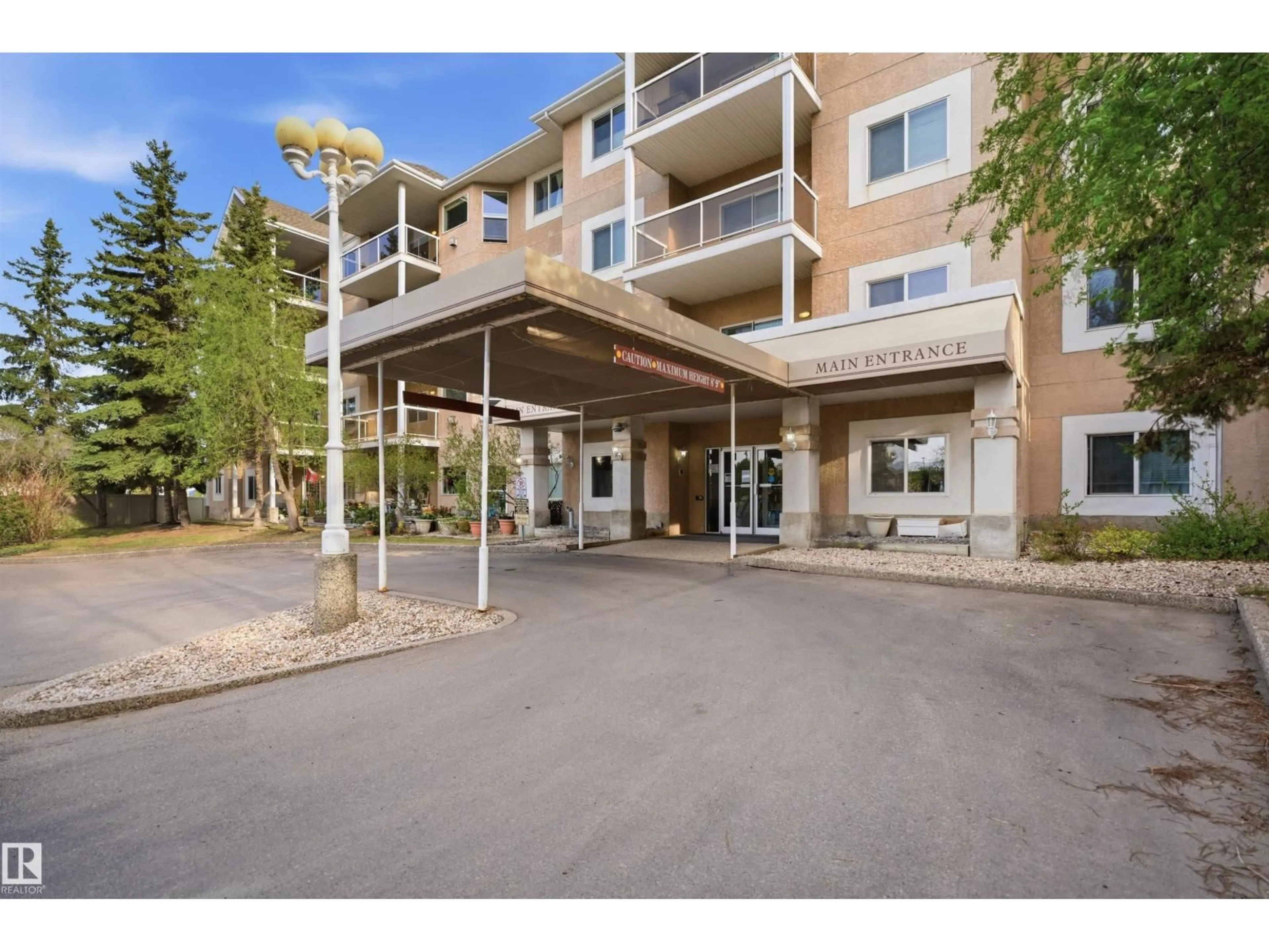Unknown for #124 - 10511 42 AV, Edmonton Alberta T6J7G8