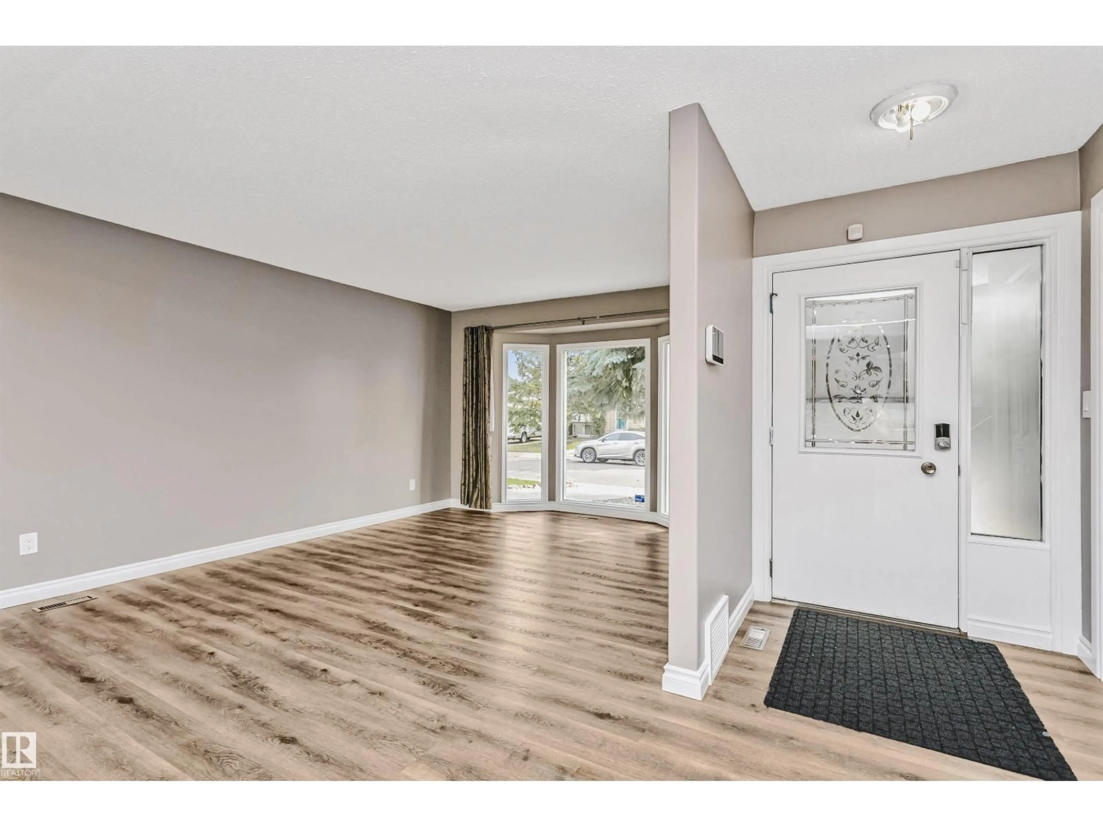 Indoor entryway for NW - 6612 182 ST, Edmonton Alberta T5T2A1