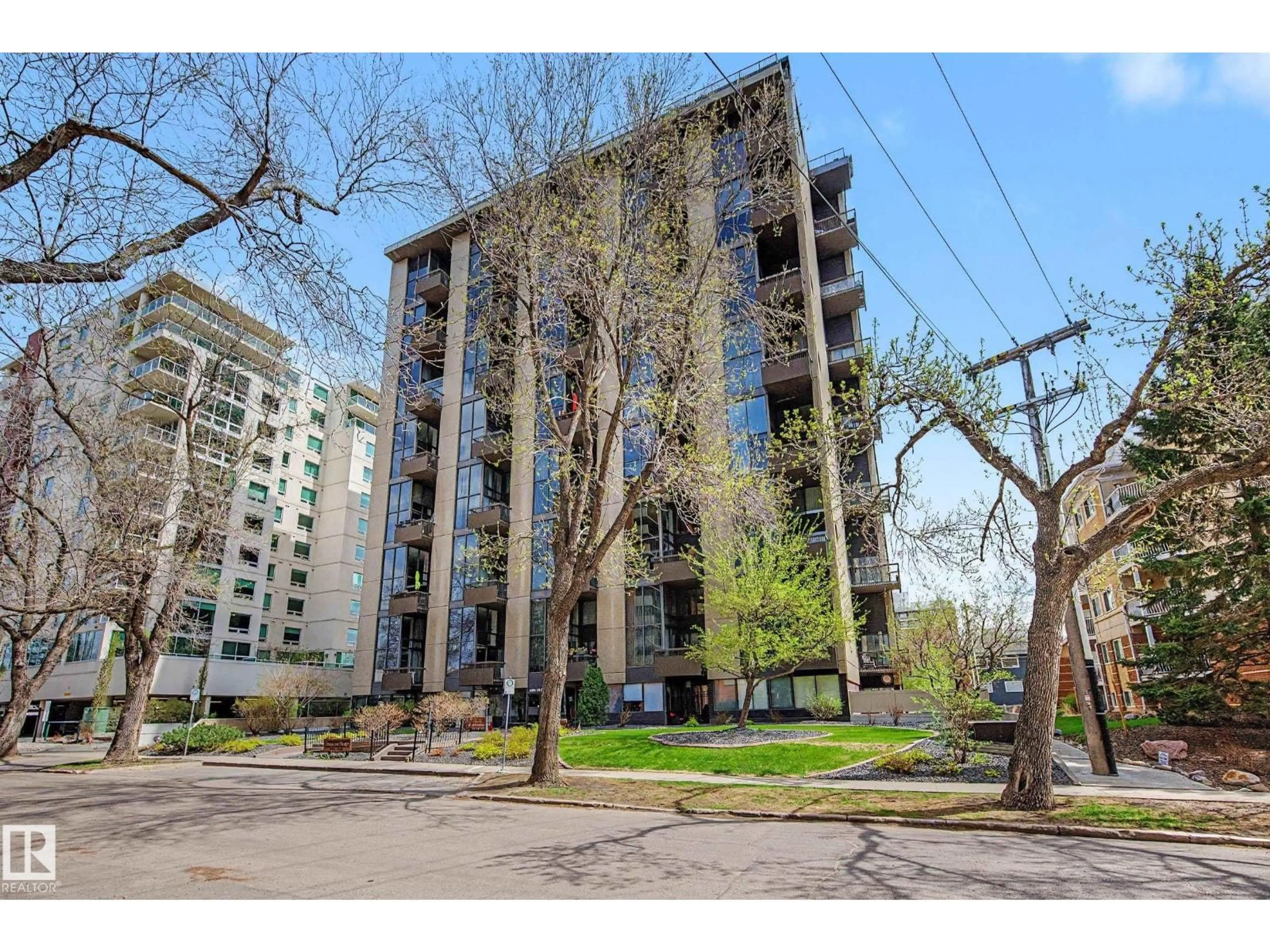 Unknown for 1205 118 ST, Edmonton Alberta T5K2K2