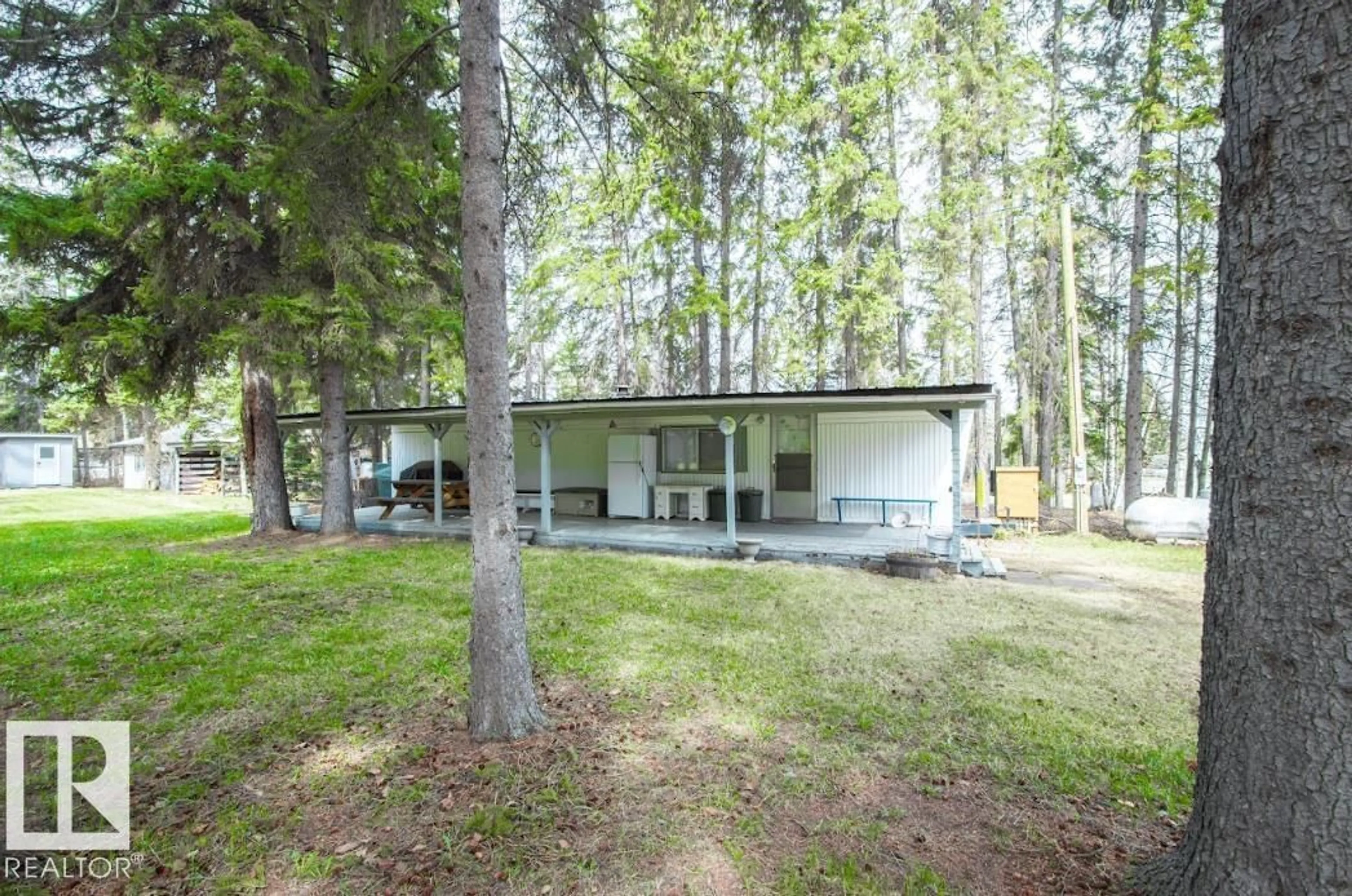 Unknown for #314 #315 55230 RGE RD 10, Rural Sturgeon County Alberta T8R0K4