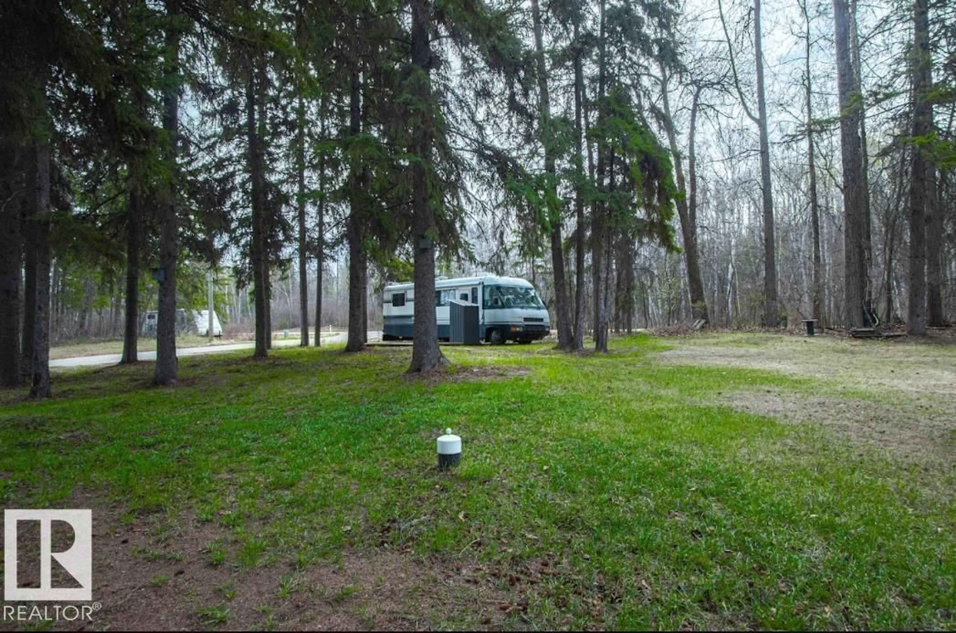 Unknown for #314 #315 55230 RGE RD 10, Rural Sturgeon County Alberta T8R0K4