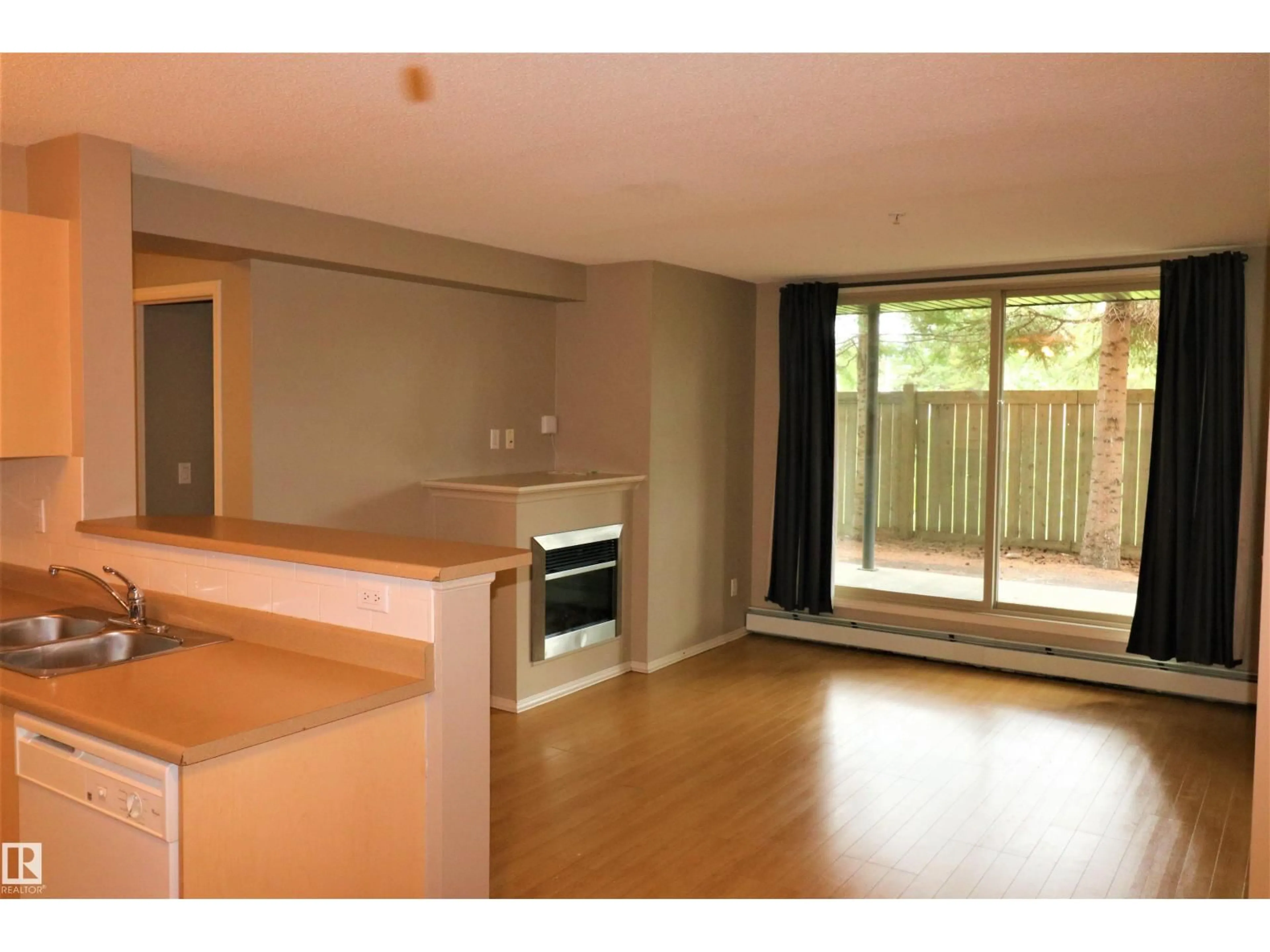 A pic of a room for 117 - 17003 67 AV, Edmonton Alberta T5T6Y5