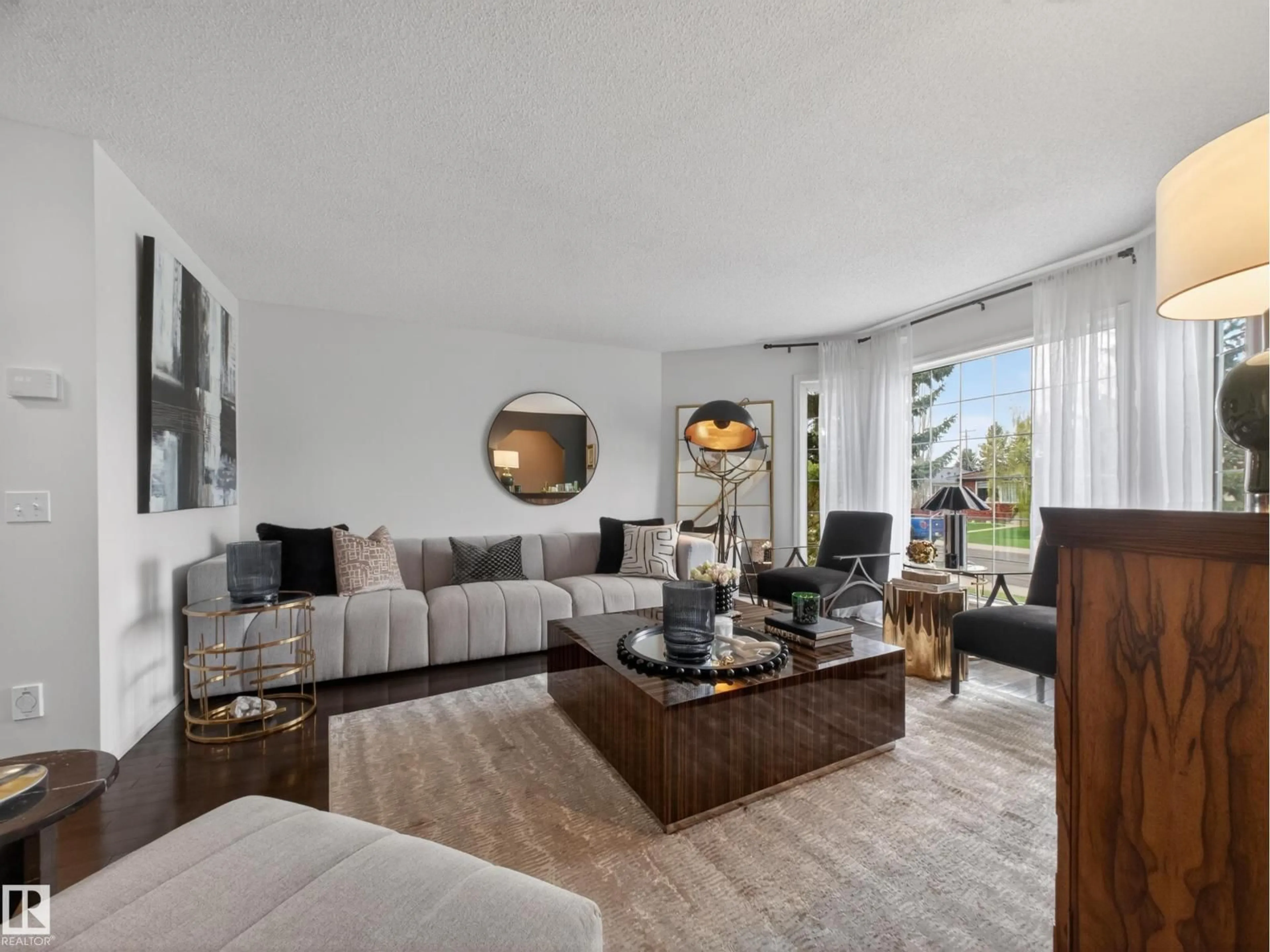 Living room with furniture, unknown for 7211 78 AVE, Edmonton Alberta T6B0B8