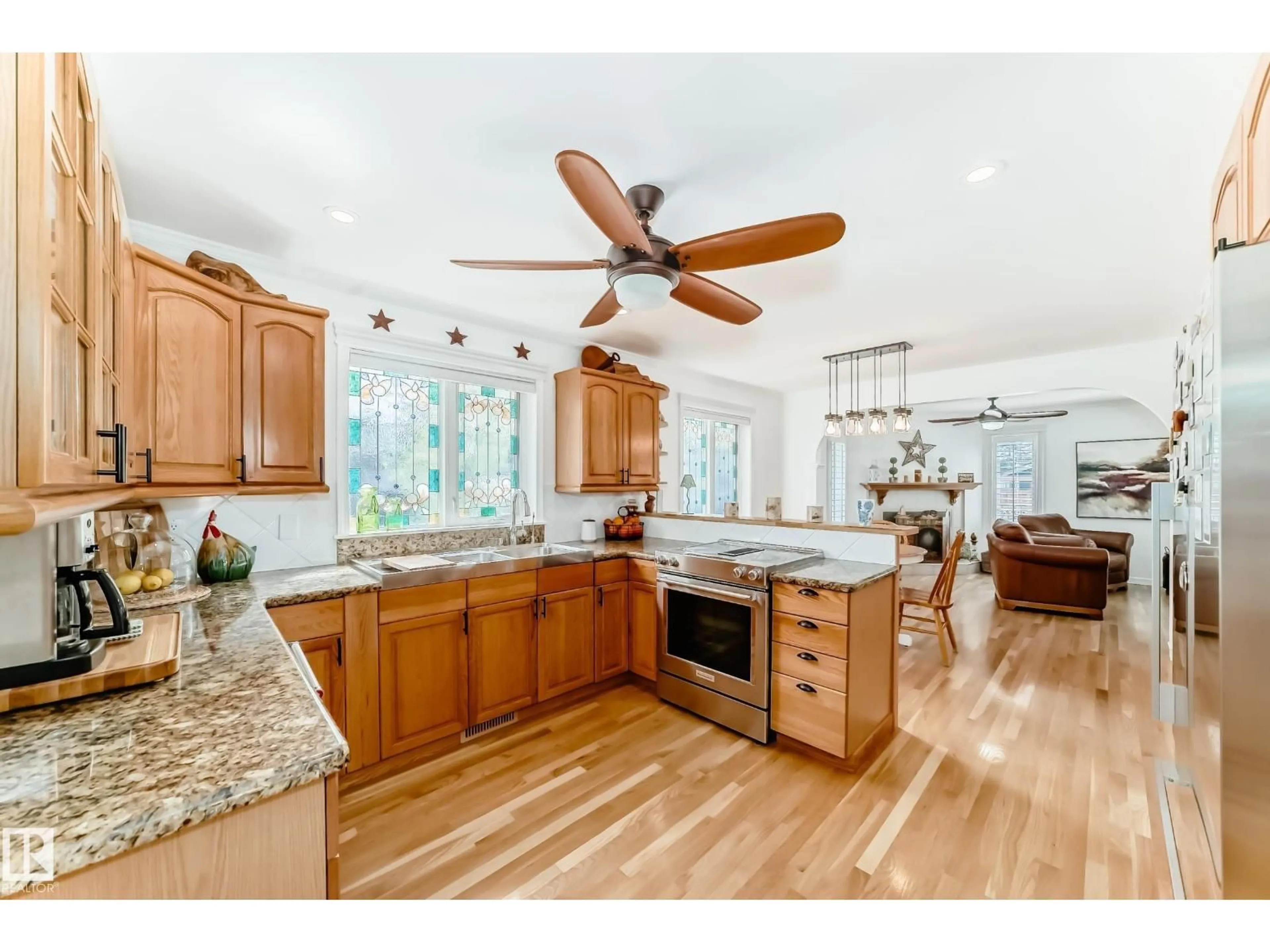 Open concept kitchen, unknown for 11115 44 ST, Edmonton Alberta T5W0W1