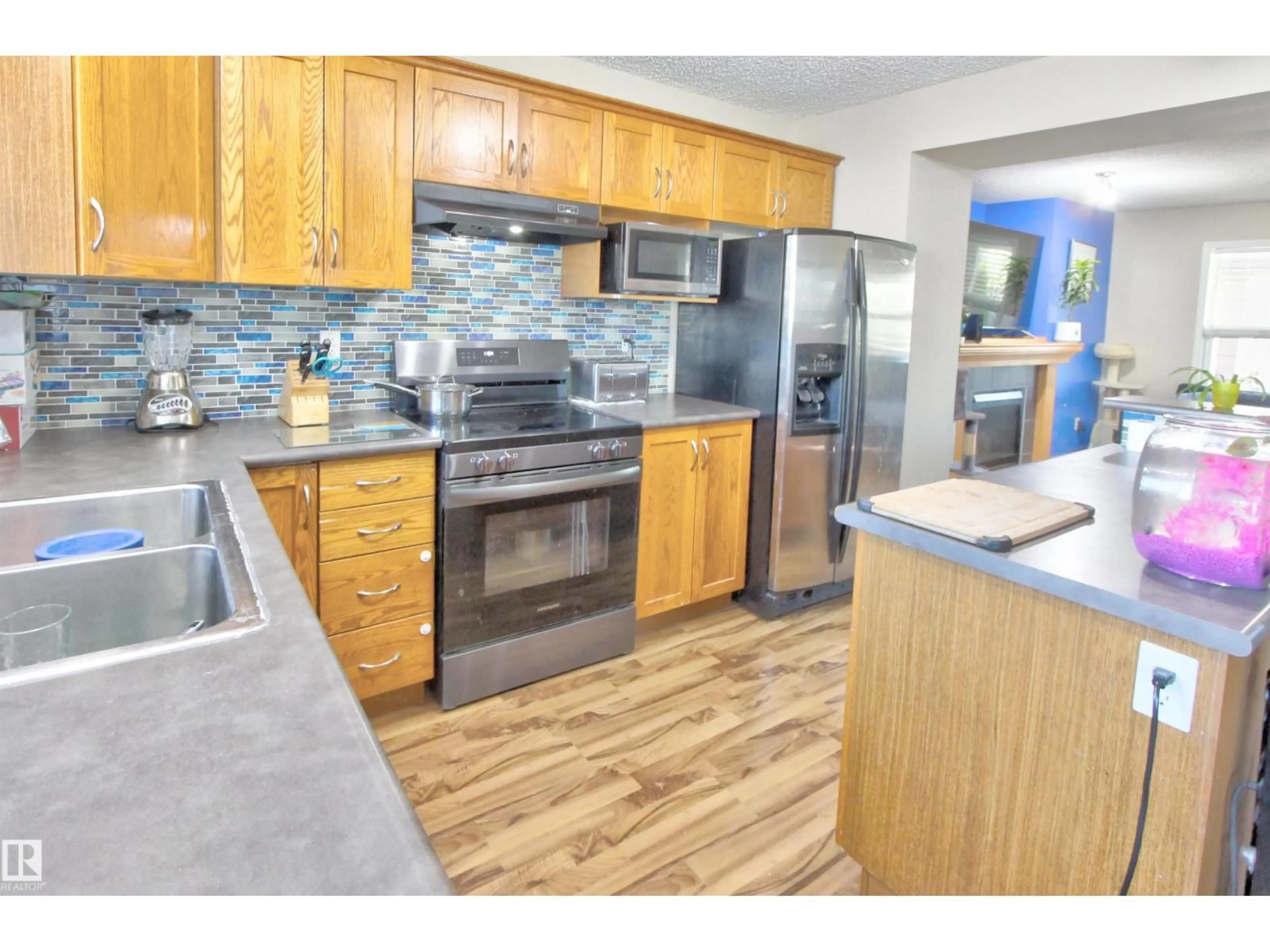 Open concept kitchen, unknown for 14820 140 ST, Edmonton Alberta T6V0A4