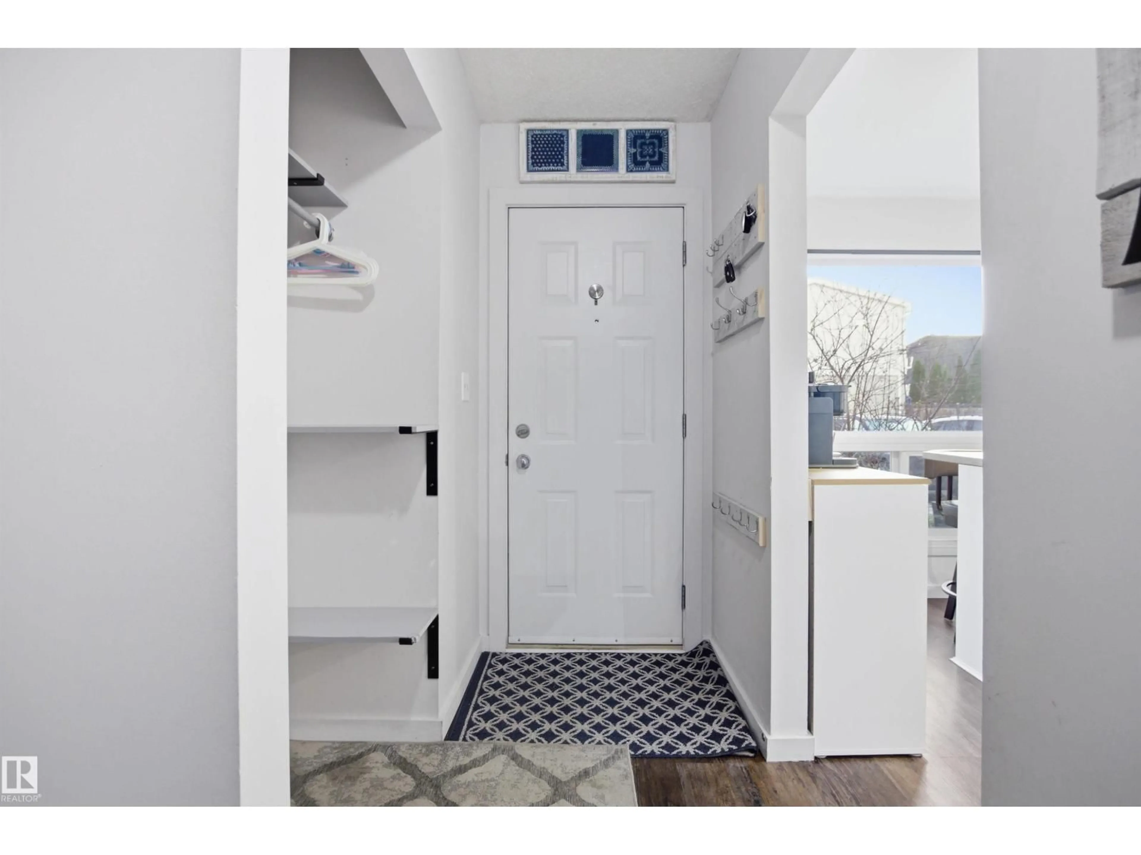 Indoor entryway for 344 GRANDIN VG, St. Albert Alberta T8N2R6