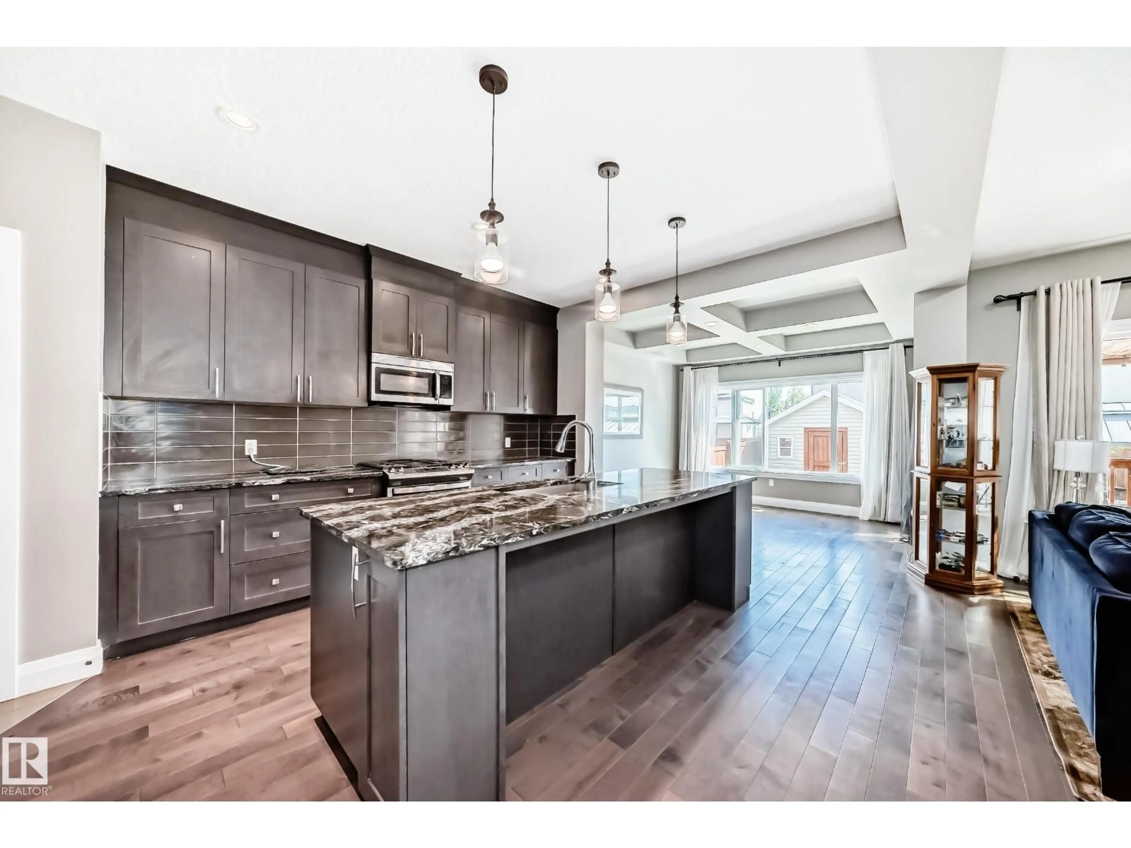 Open concept kitchen, ceramic/tile floor for SW - 4155 CHARLES LINK LI, Edmonton Alberta T6W3H1