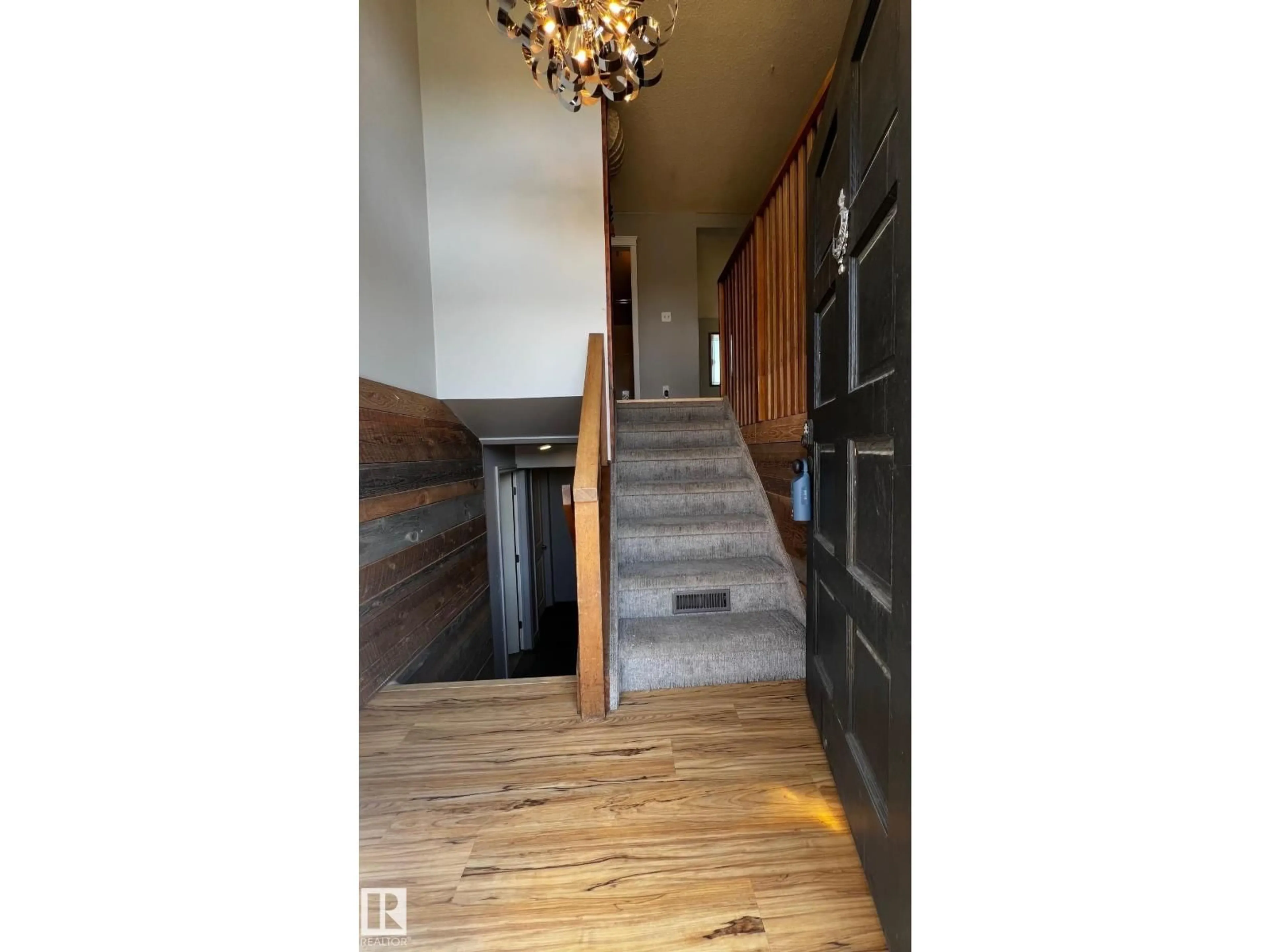 Indoor entryway for 8804 29 AV, Edmonton Alberta T6K2X6