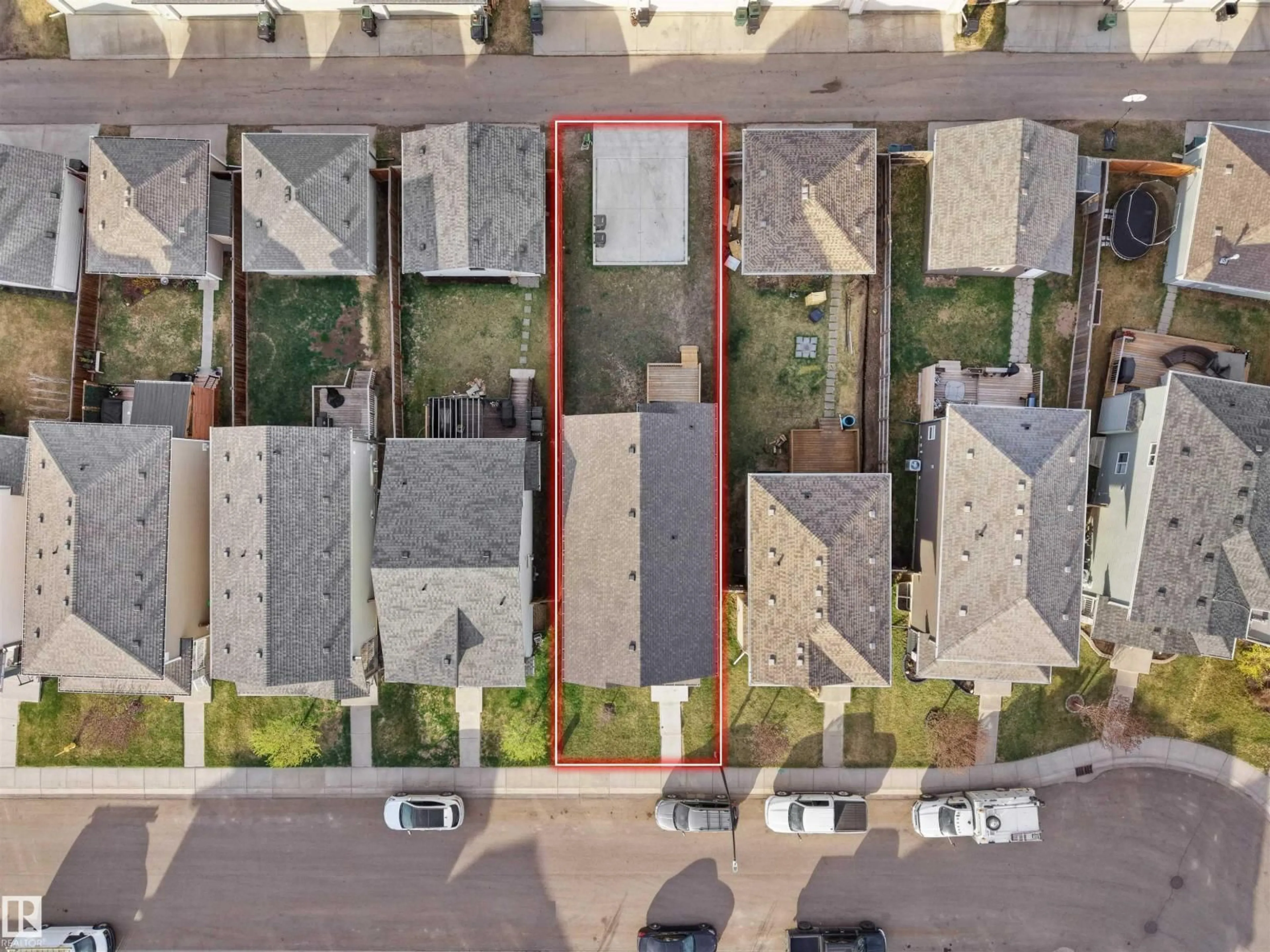 A pic from outside/outdoor area/front of a property/back of a property/a pic from drone, unknown for 30 HOPE CM, Spruce Grove Alberta T7X0X3