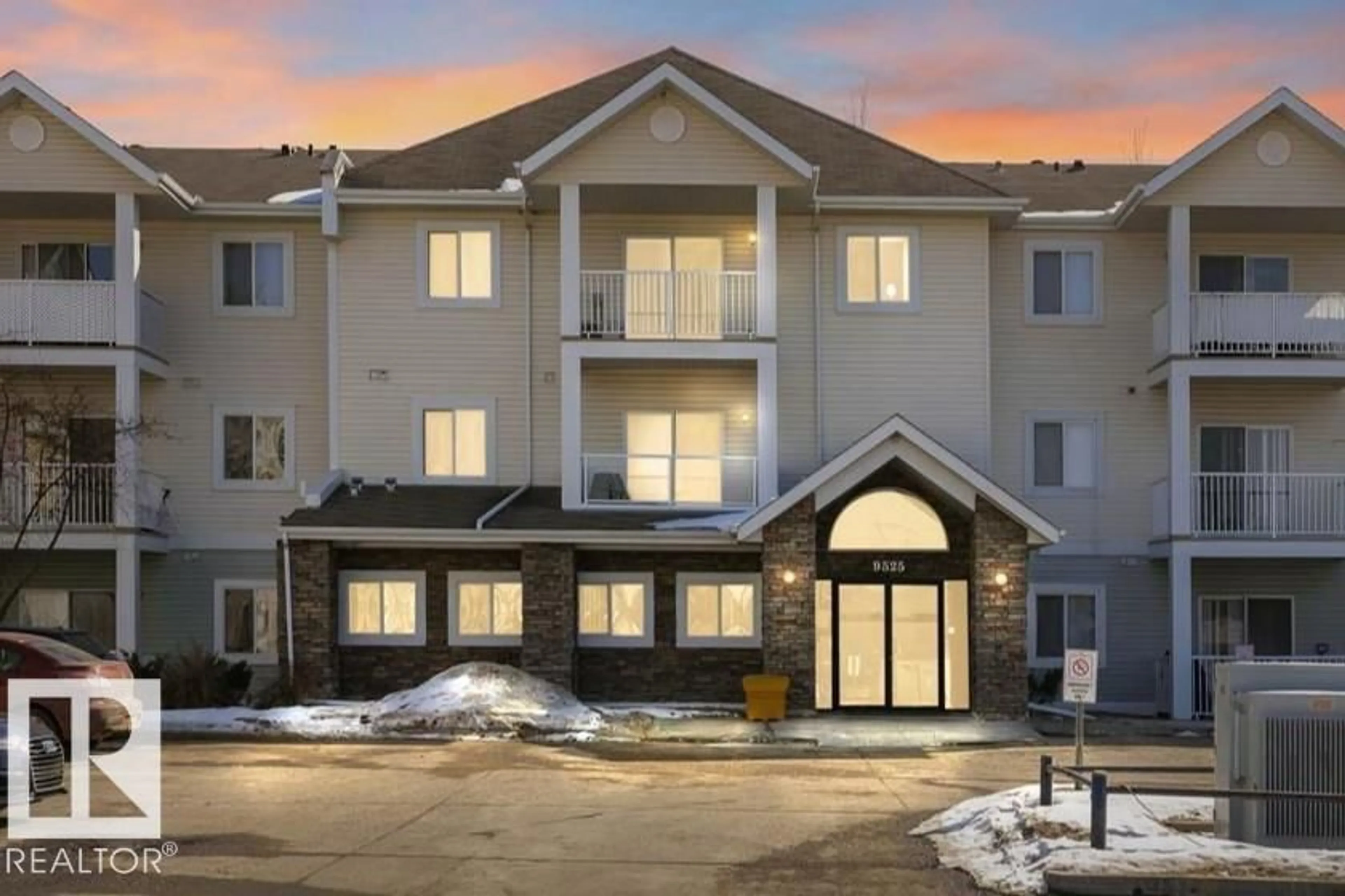 Unknown for 138 9525 162 AV NW, Edmonton Alberta T5Z3V2