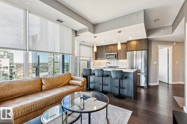 3302 - 10180 103 ST NW, Edmonton 3