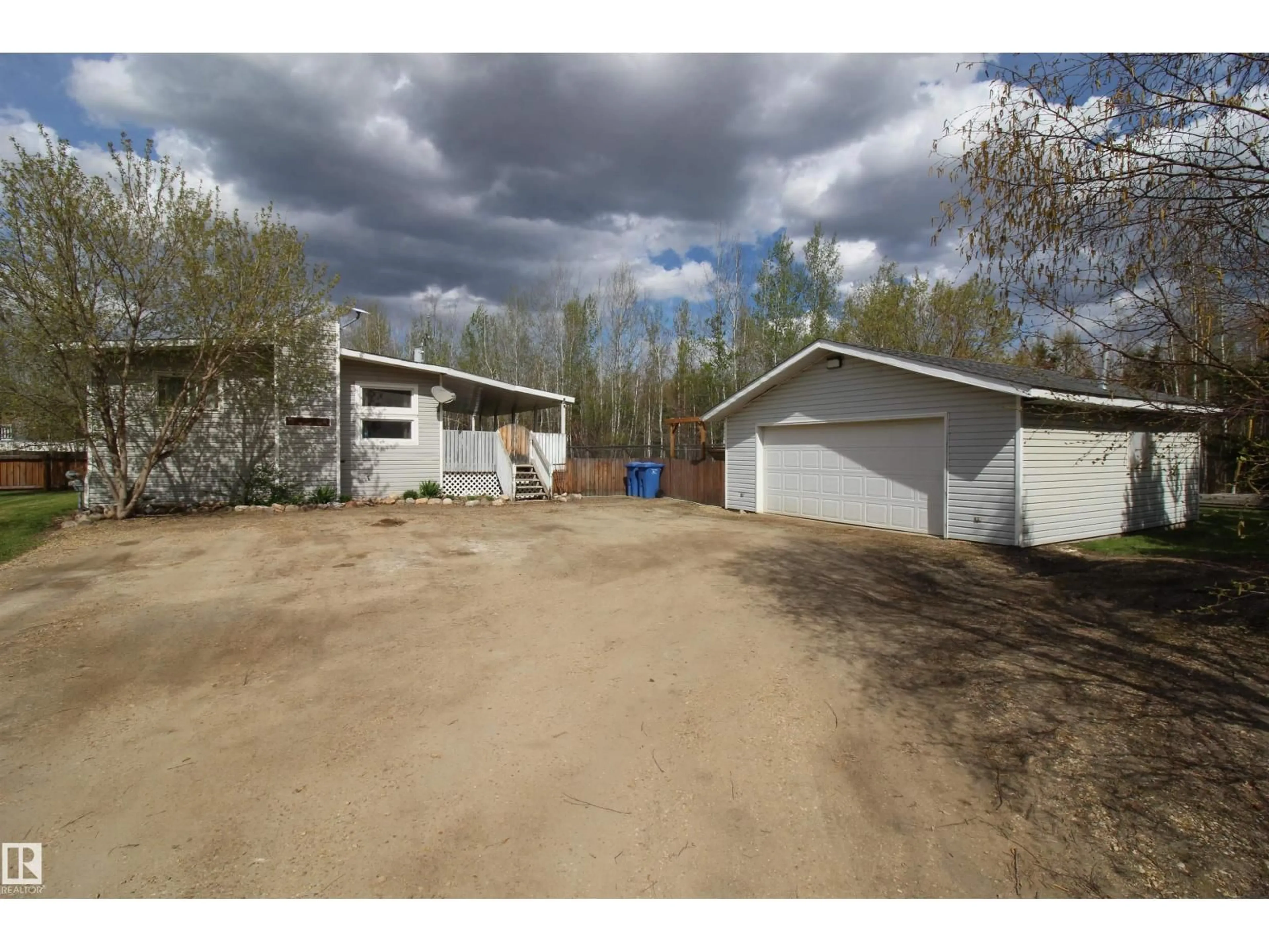Unknown for 4704 52 AV, Sangudo Alberta T0E2A0