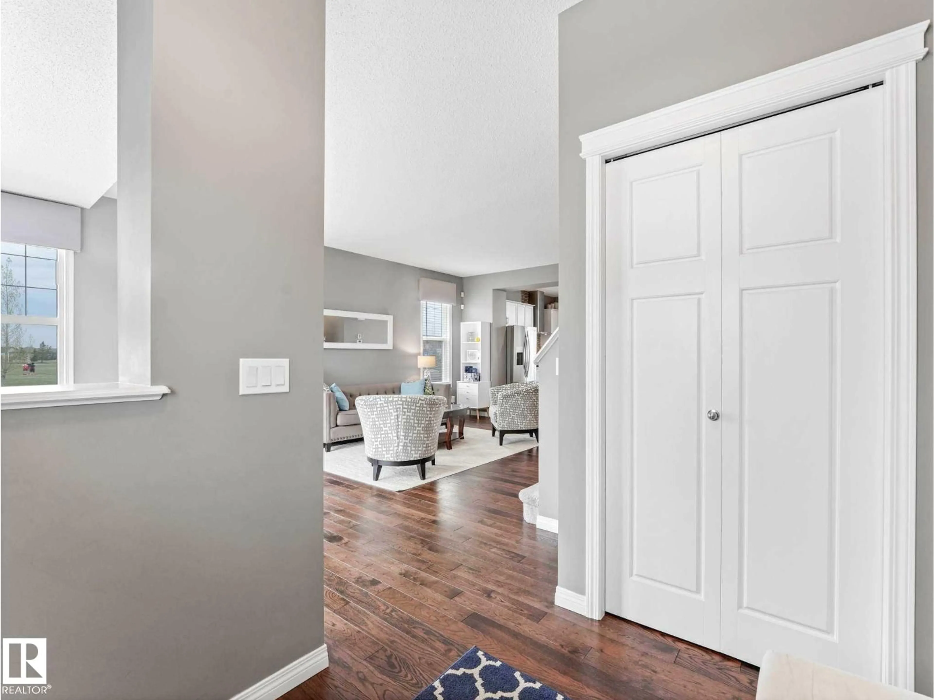 Indoor entryway for 5922 ANTHONY CR, Edmonton Alberta T6W3H4