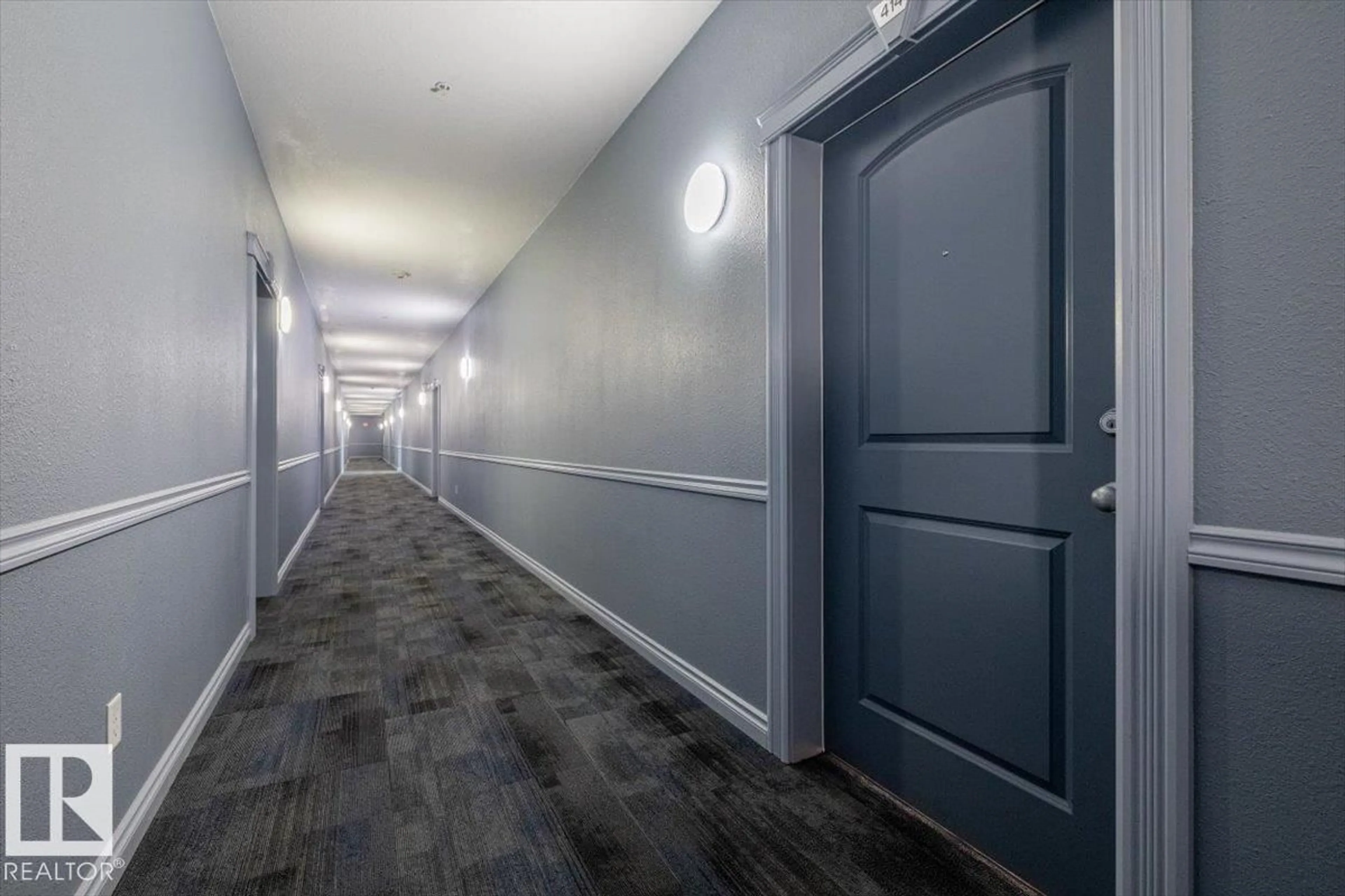 Indoor foyer for #414 - 9910 107 ST, Morinville Alberta T8R0A3