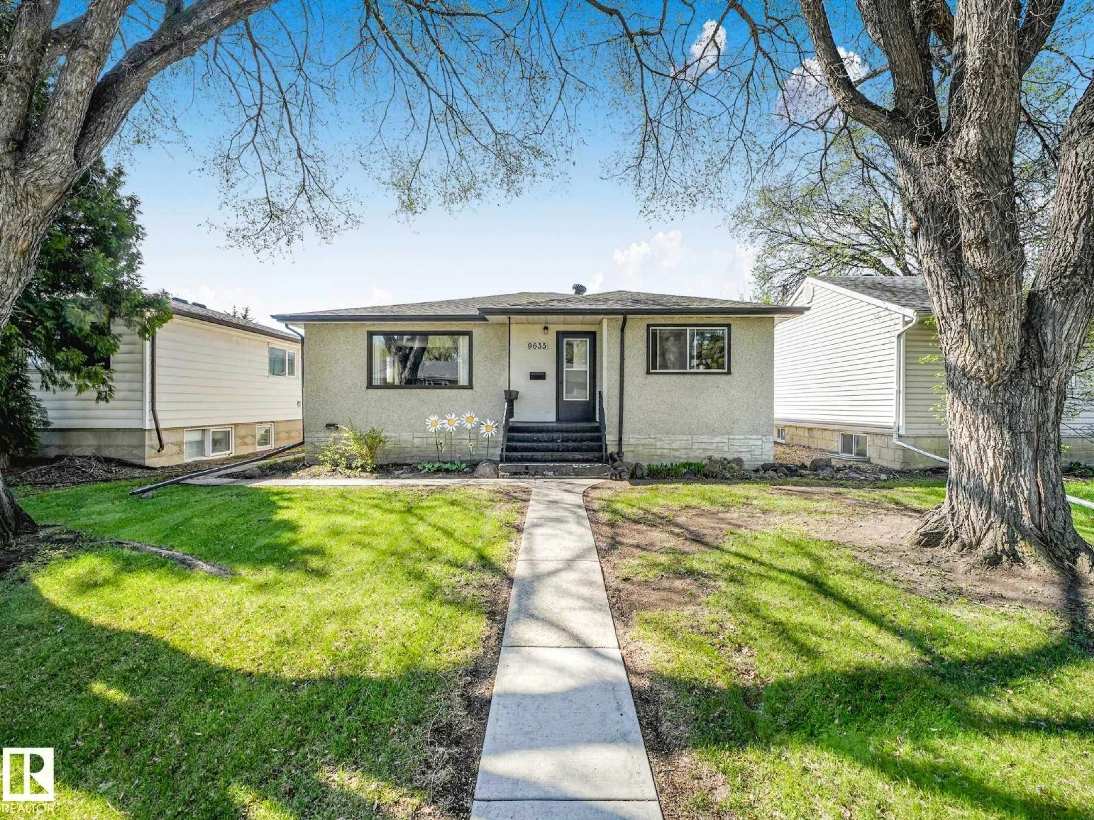Home with vinyl exterior material, street for 9635 64 AV, Edmonton Alberta T6E0J2