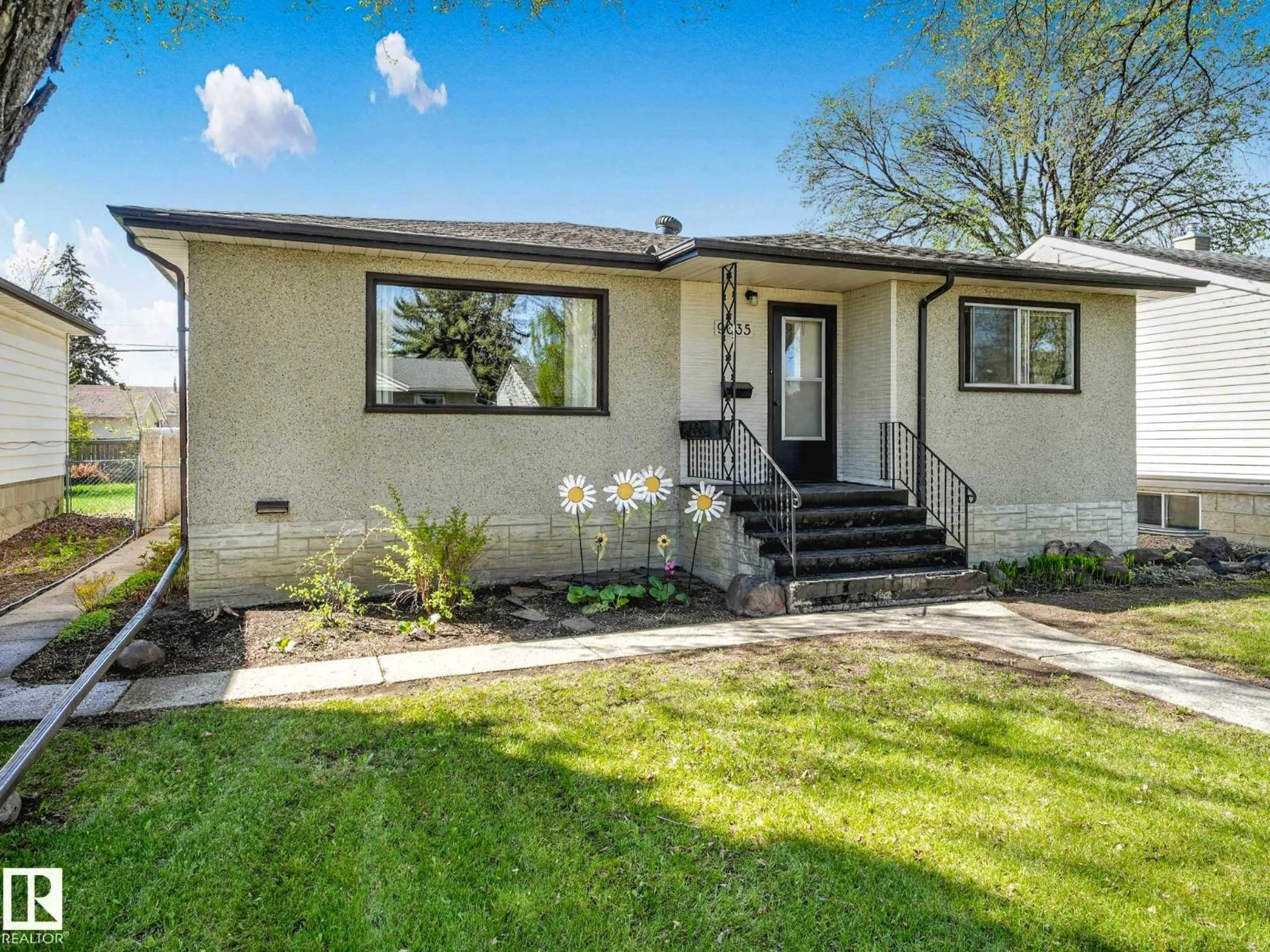 Home with vinyl exterior material, street for 9635 64 AV, Edmonton Alberta T6E0J2