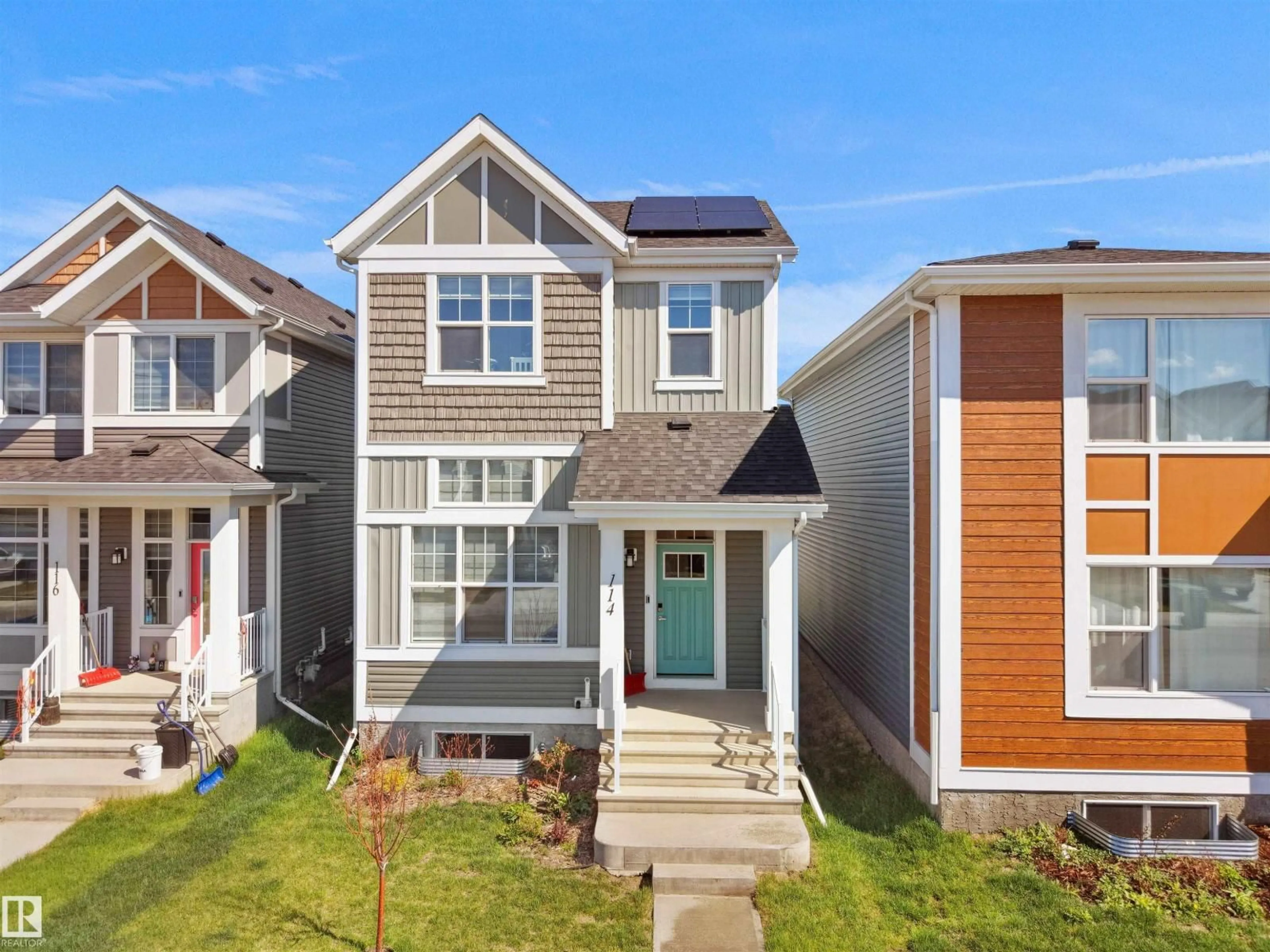 Home with vinyl exterior material, street for 114 STONEHOUSE WY, Leduc Alberta T9E1R1