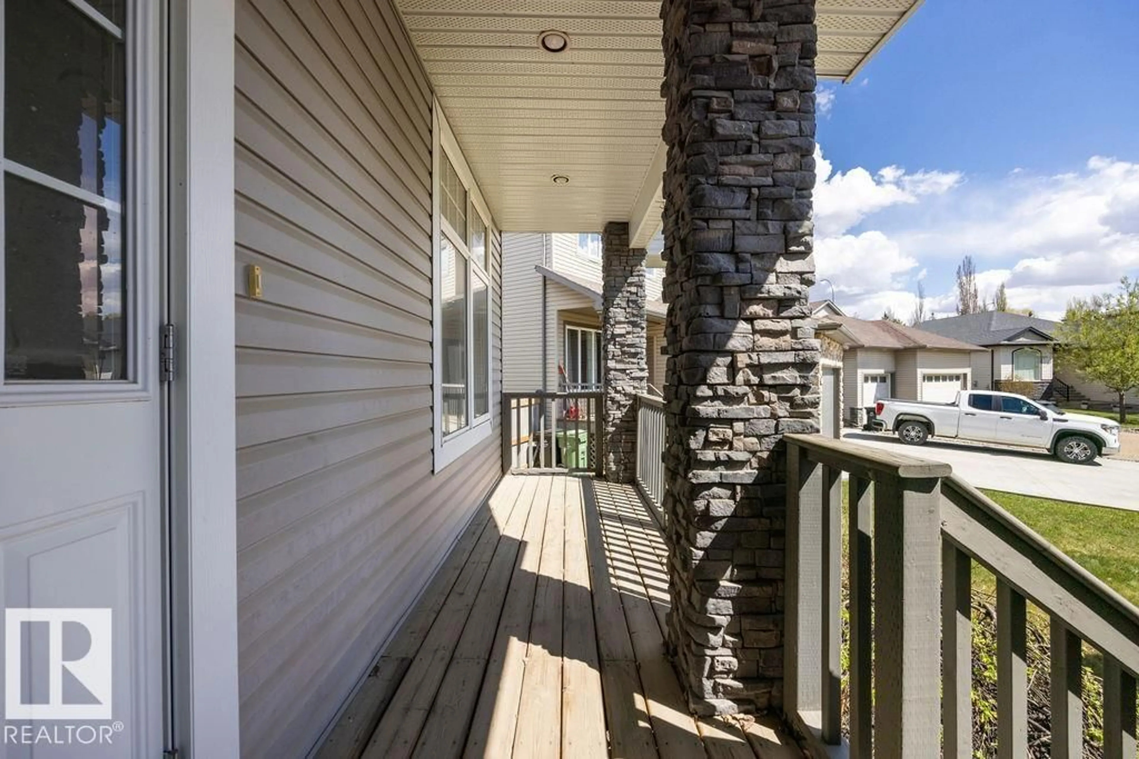 Patio, street for 5 KRAHN, Leduc Alberta T9E0A3