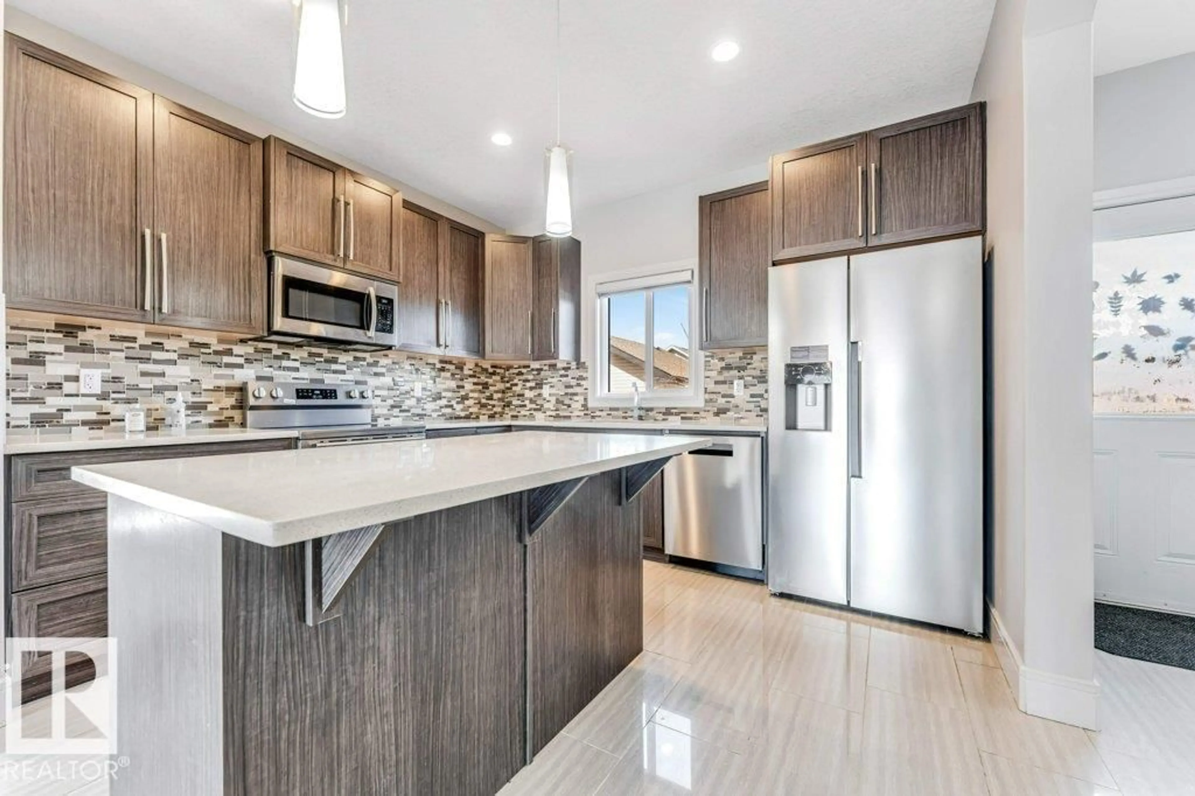 Unknown for 2604 20 AV, Edmonton Alberta T6T0Y7