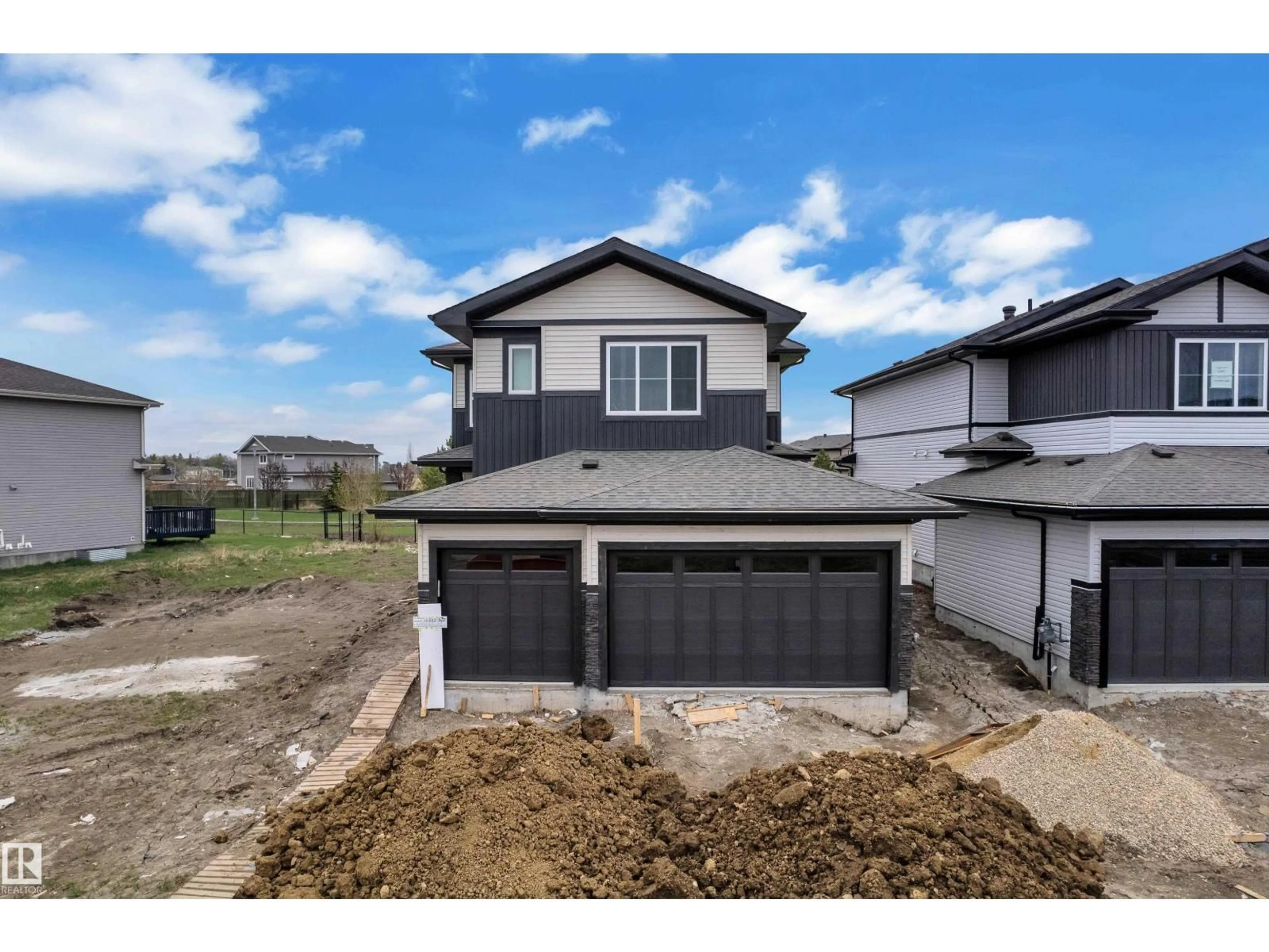 Unknown for NW - 12623 44 ST, Edmonton Alberta T5A1V4