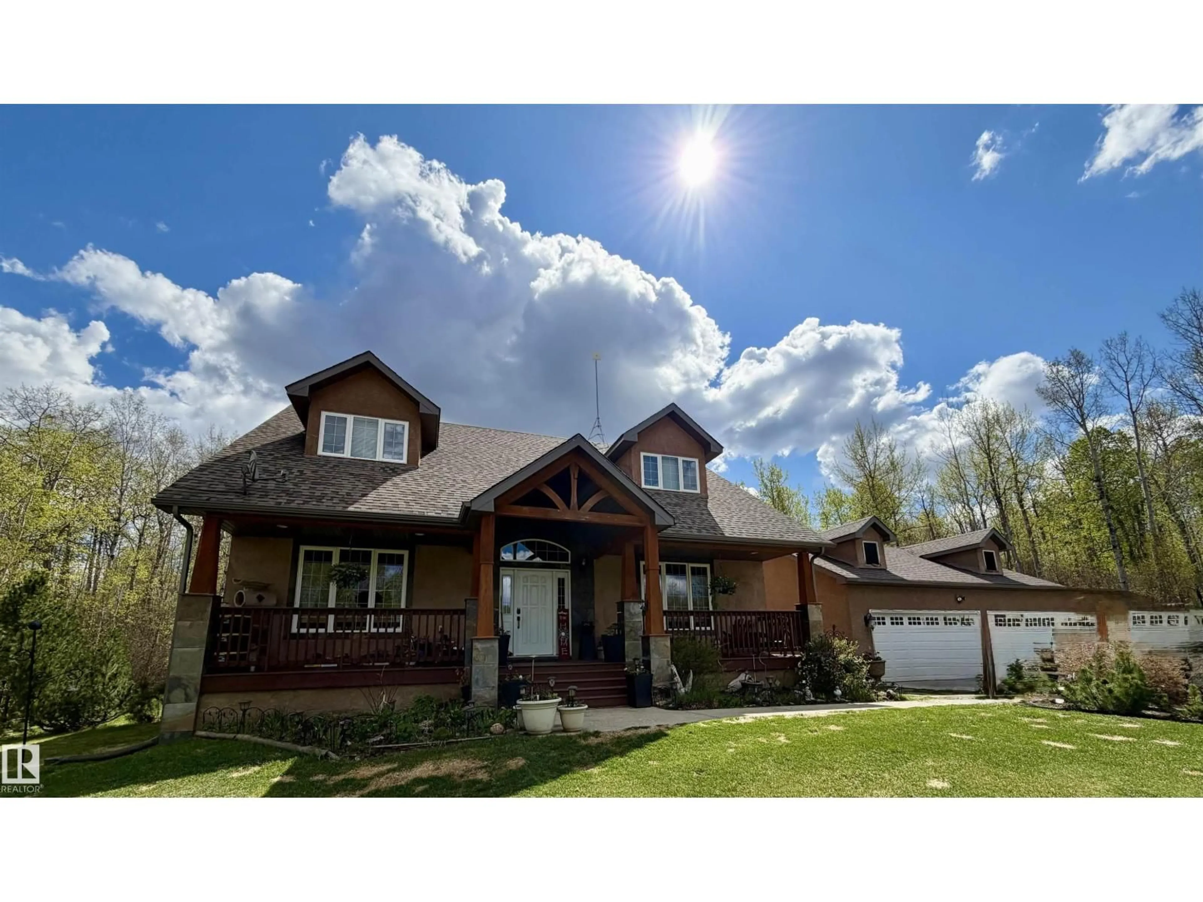 Home with brick exterior material, unknown for 34 - 54419 RGE ROAD 14, Rural Lac Ste. Anne County Alberta T0E1V0