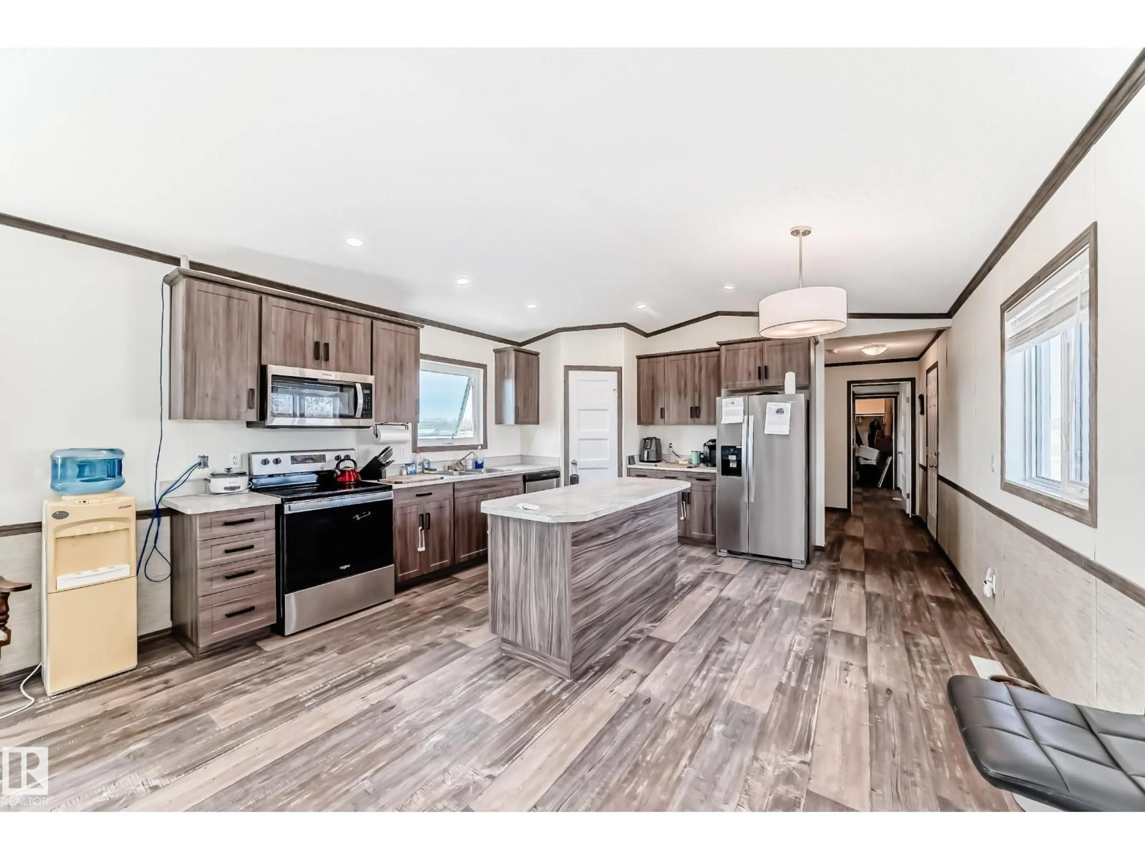 Open concept kitchen, unknown for 56432 HWY 777, Rural Barrhead County Alberta T7N0L6