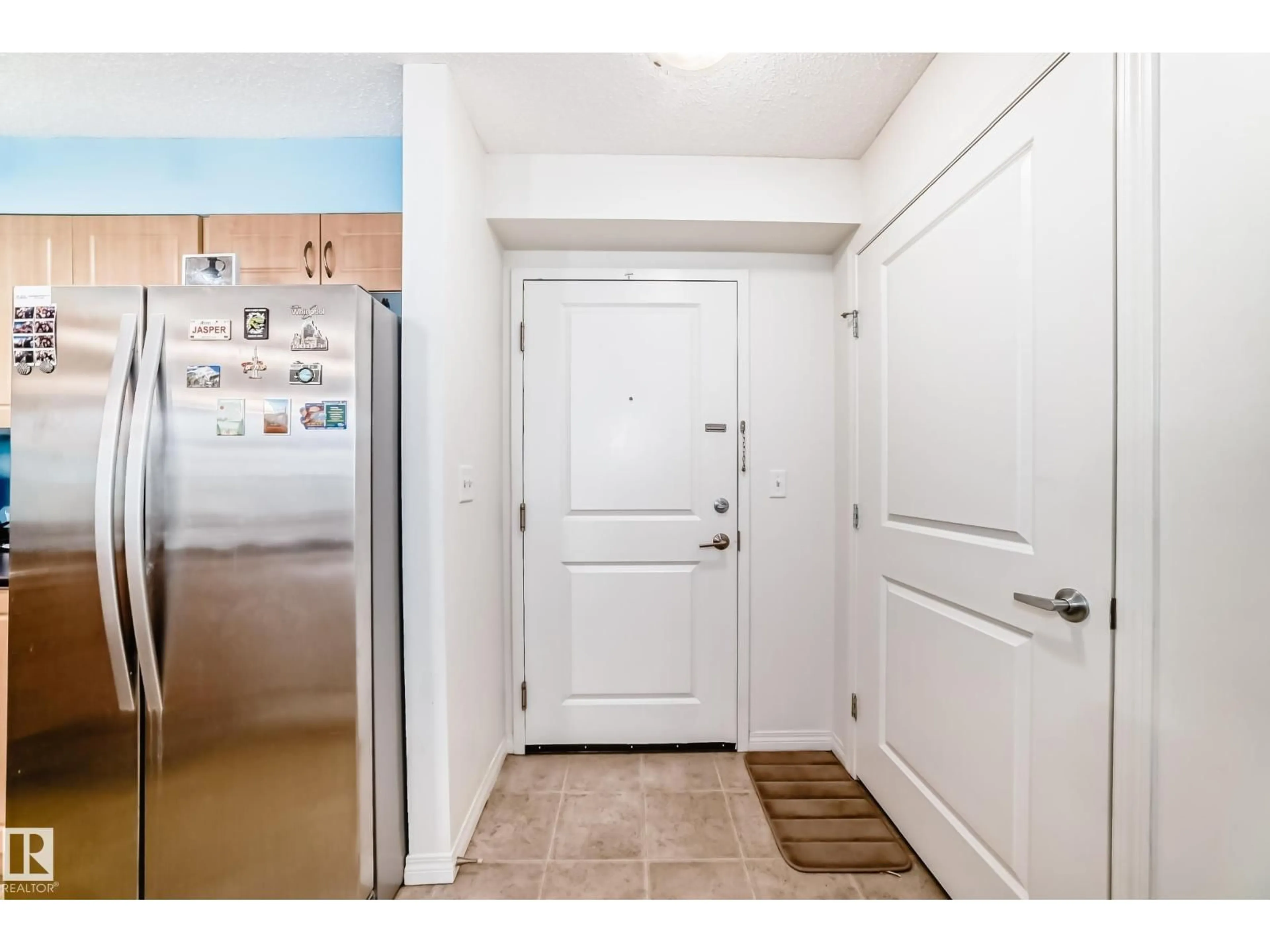 Indoor entryway for #113 - 11441 ELLERSLIE RD, Edmonton Alberta T6W1S9
