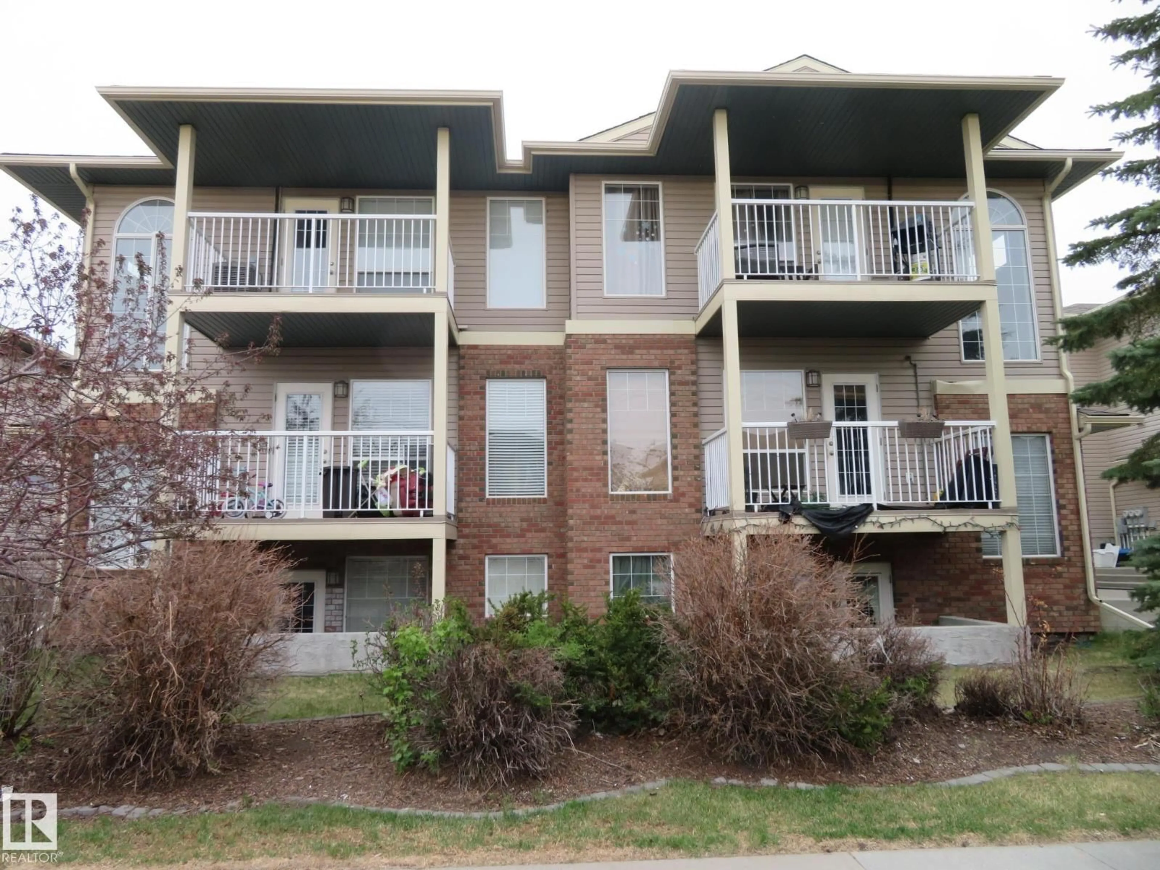 A pic from outside/outdoor area/front of a property/back of a property/a pic from drone, unknown for 2945 26 ST, Edmonton Alberta T6T2A1