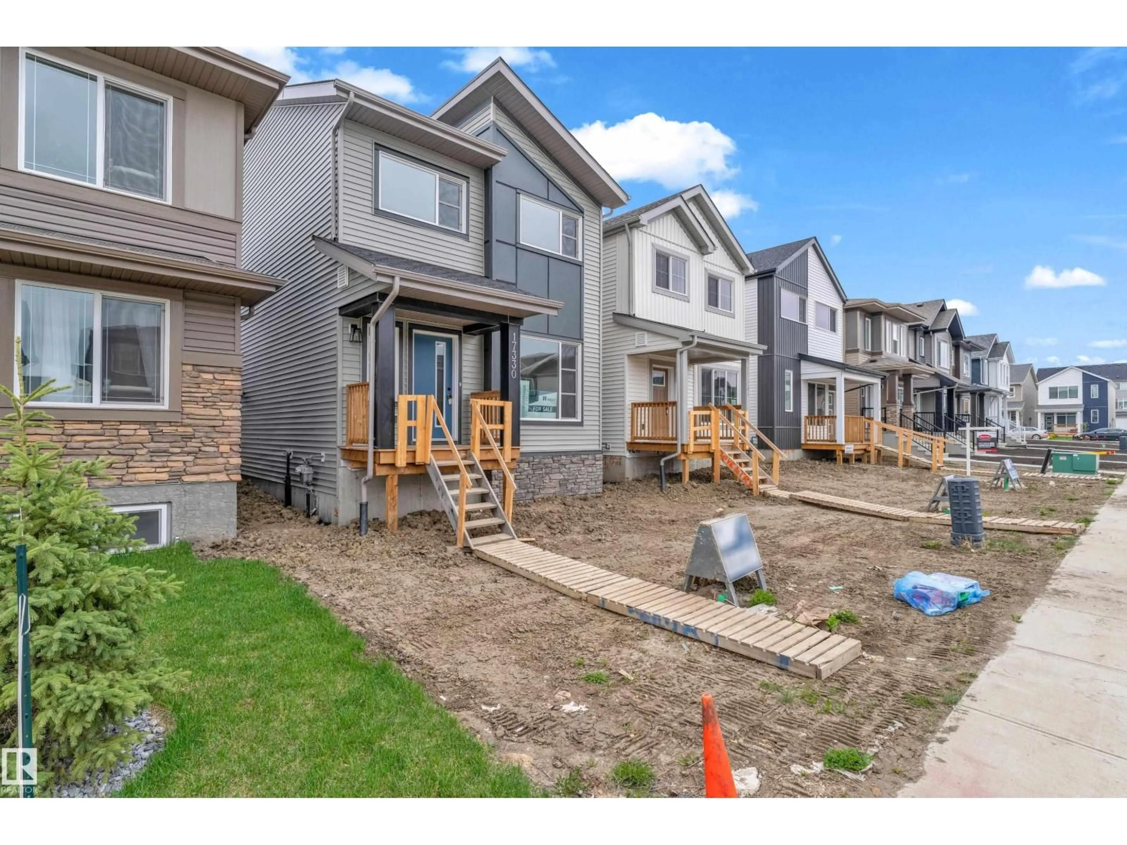 A pic from outside/outdoor area/front of a property/back of a property/a pic from drone, street for NE - 17330 6A ST, Edmonton Alberta T5Y4E8