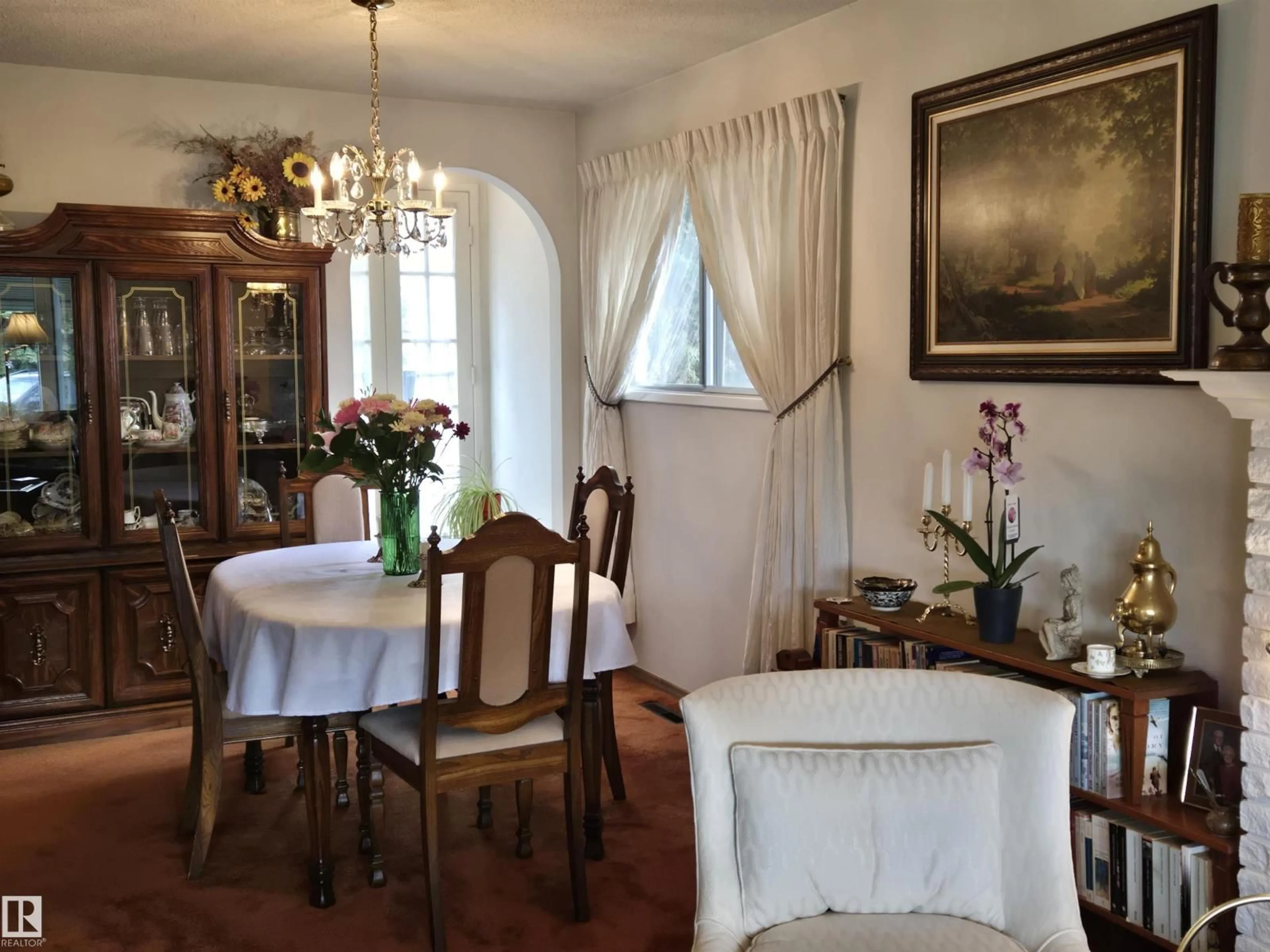 Dining room, unknown for 6808 135A AV, Edmonton Alberta T5C2H6