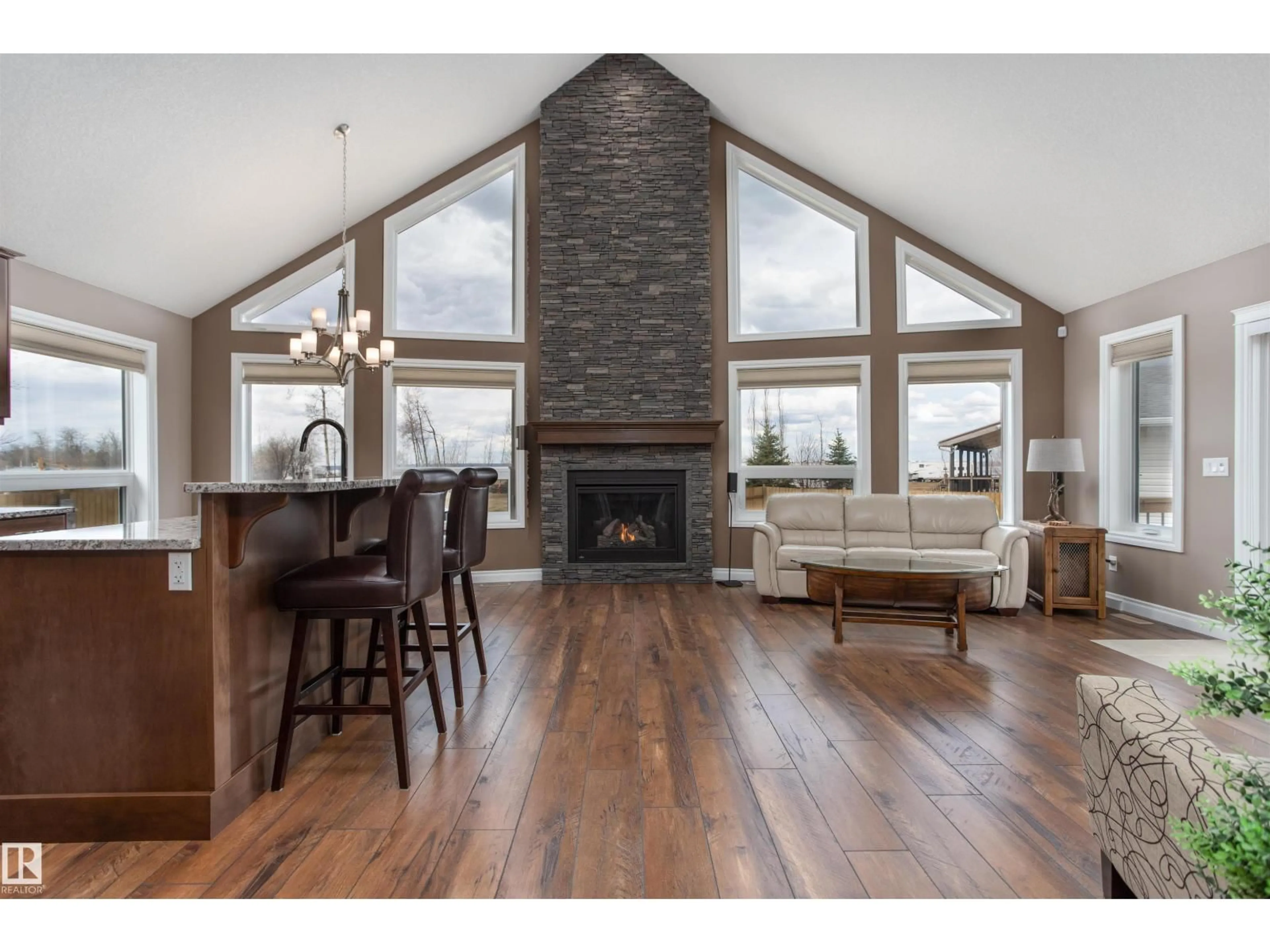 Open concept kitchen, wood/laminate floor for 219 - 162 PEACE RIVER AV, Rural Big Lakes M.D. Alberta T0G1J0