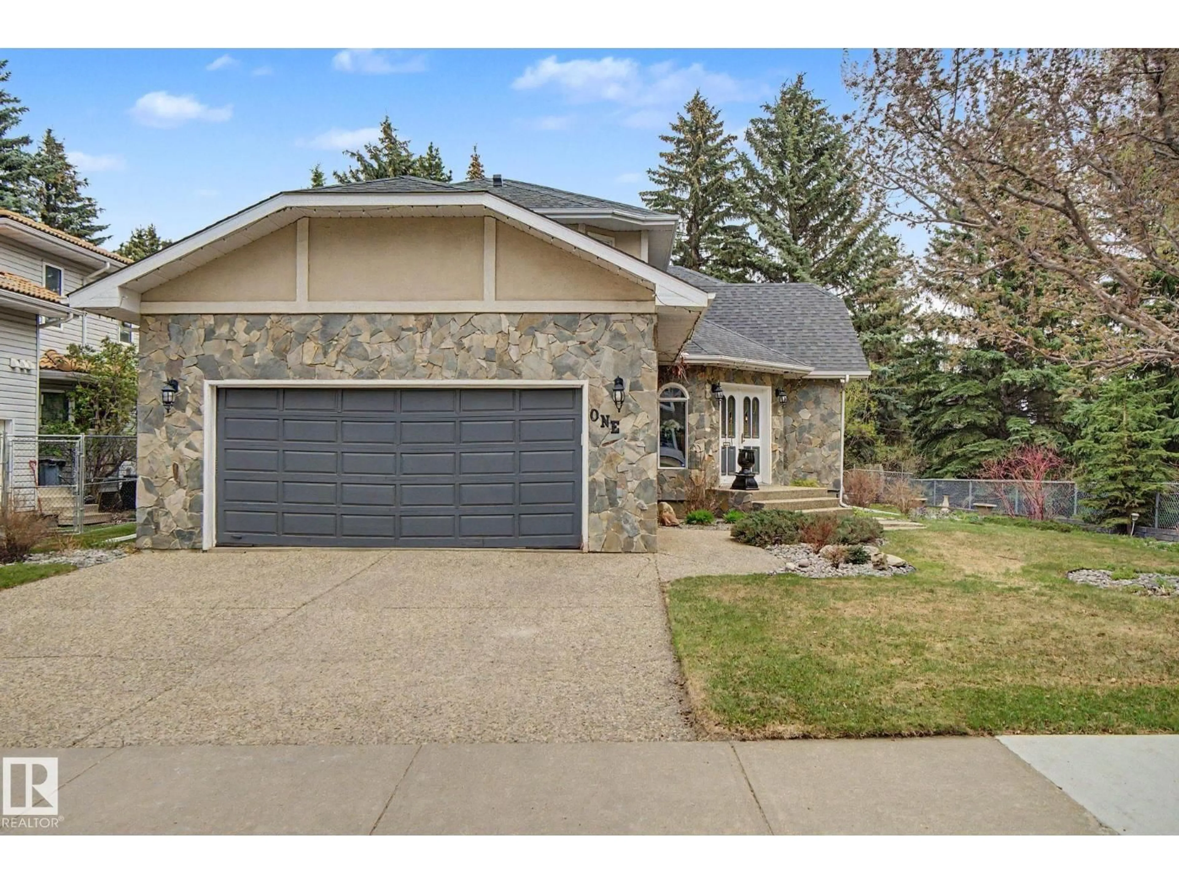 Home with brick exterior material, street for 1 FIELDSTONE DR, Spruce Grove Alberta T7X2Z3