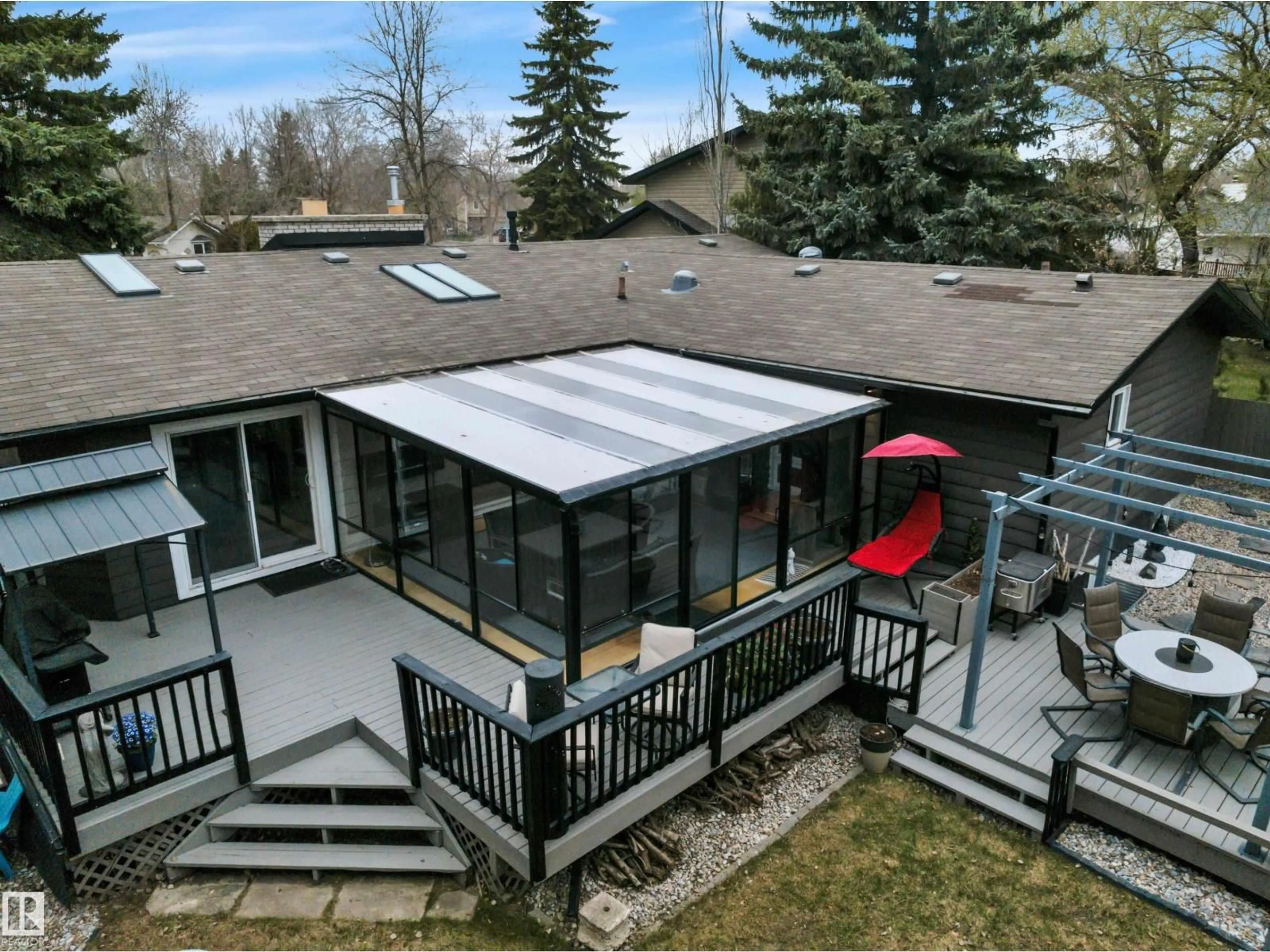 Unknown for 14 ASH PL, St. Albert Alberta T8N3J5